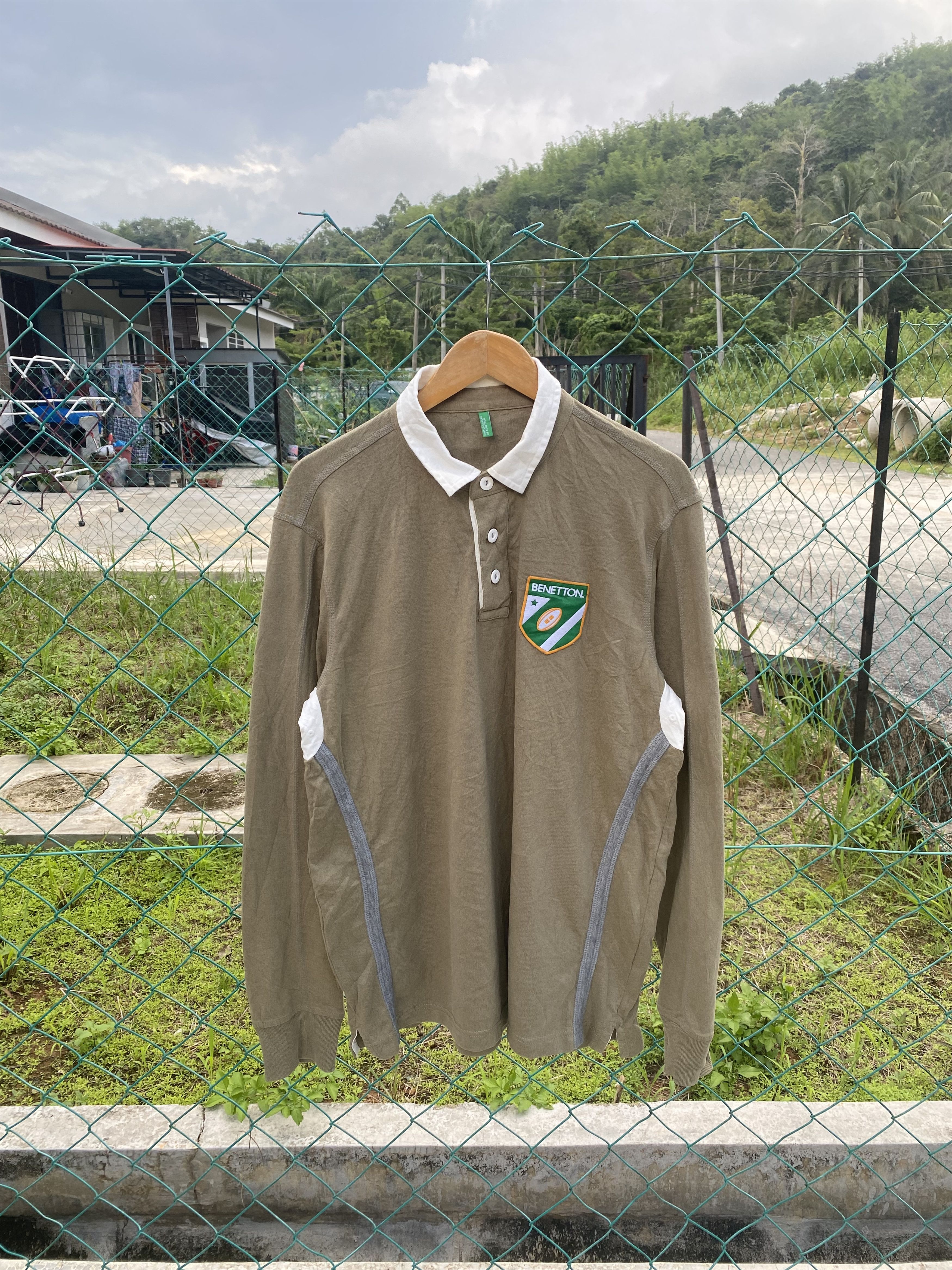 United Colors Of Benetton United Colour Of Benetton Polo Rugby Long Sleeve Size US XL / EU 56 / 4 - 1 Thumbnail
