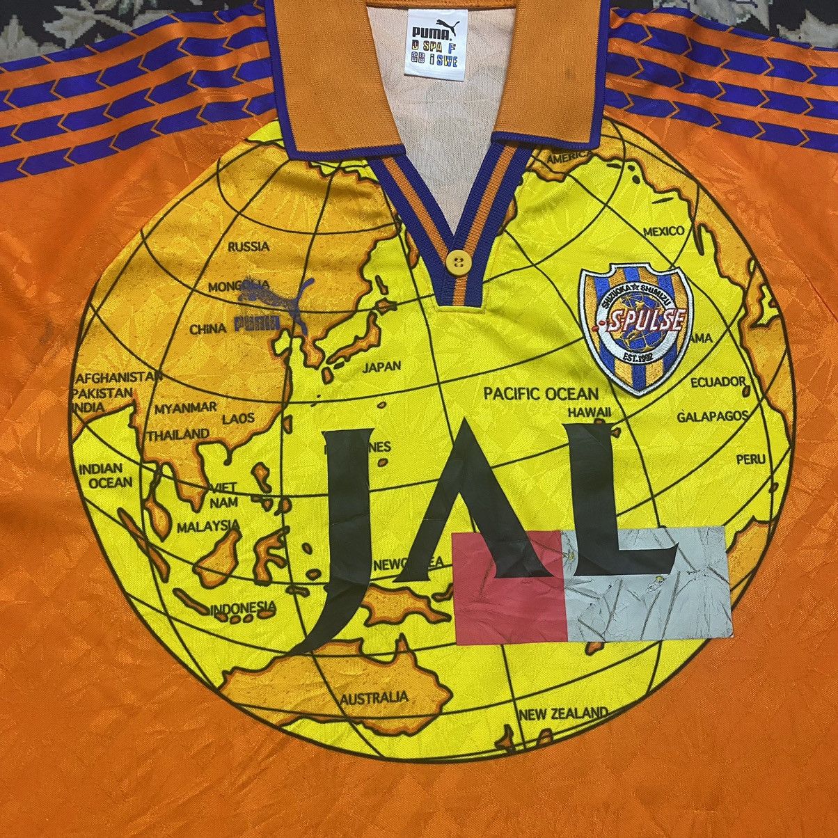 Puma Vintage 97/98 Shimizu S-Pulse Japan Home Jersey Size US M / EU 48-50 / 2 - 7 Thumbnail