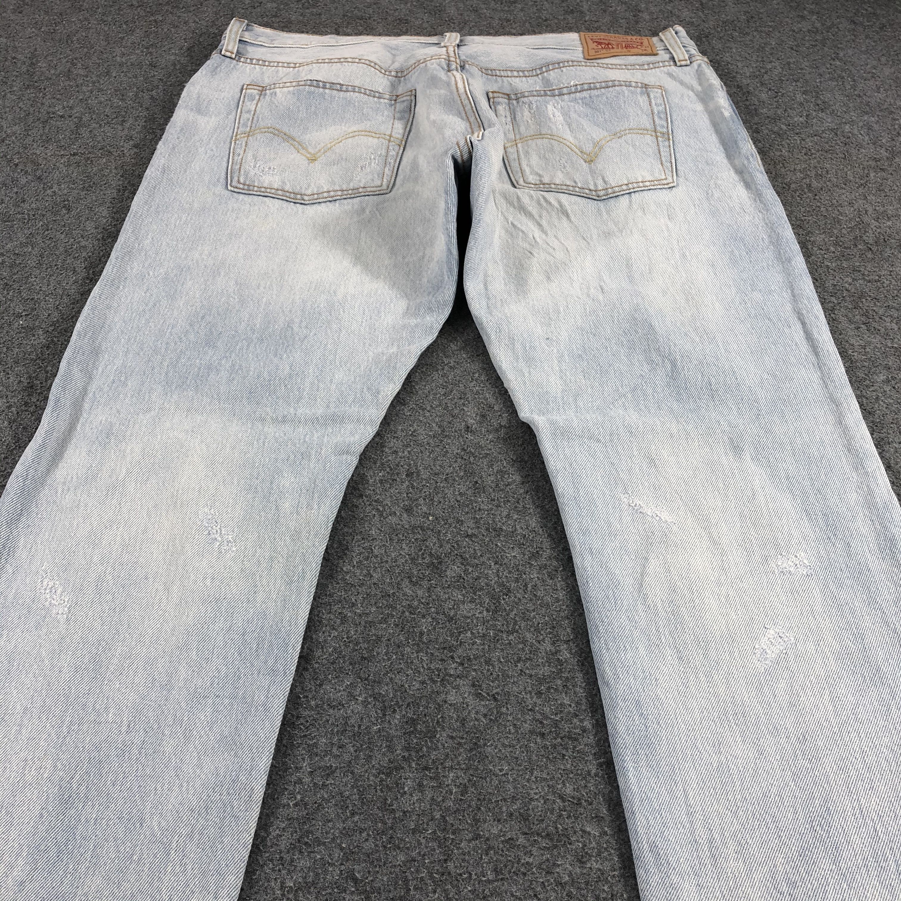 Levi's Distress Levis 501 ct Jeans Light Wash Denim KJ492 Size US 36 / EU 52 - 4 Thumbnail