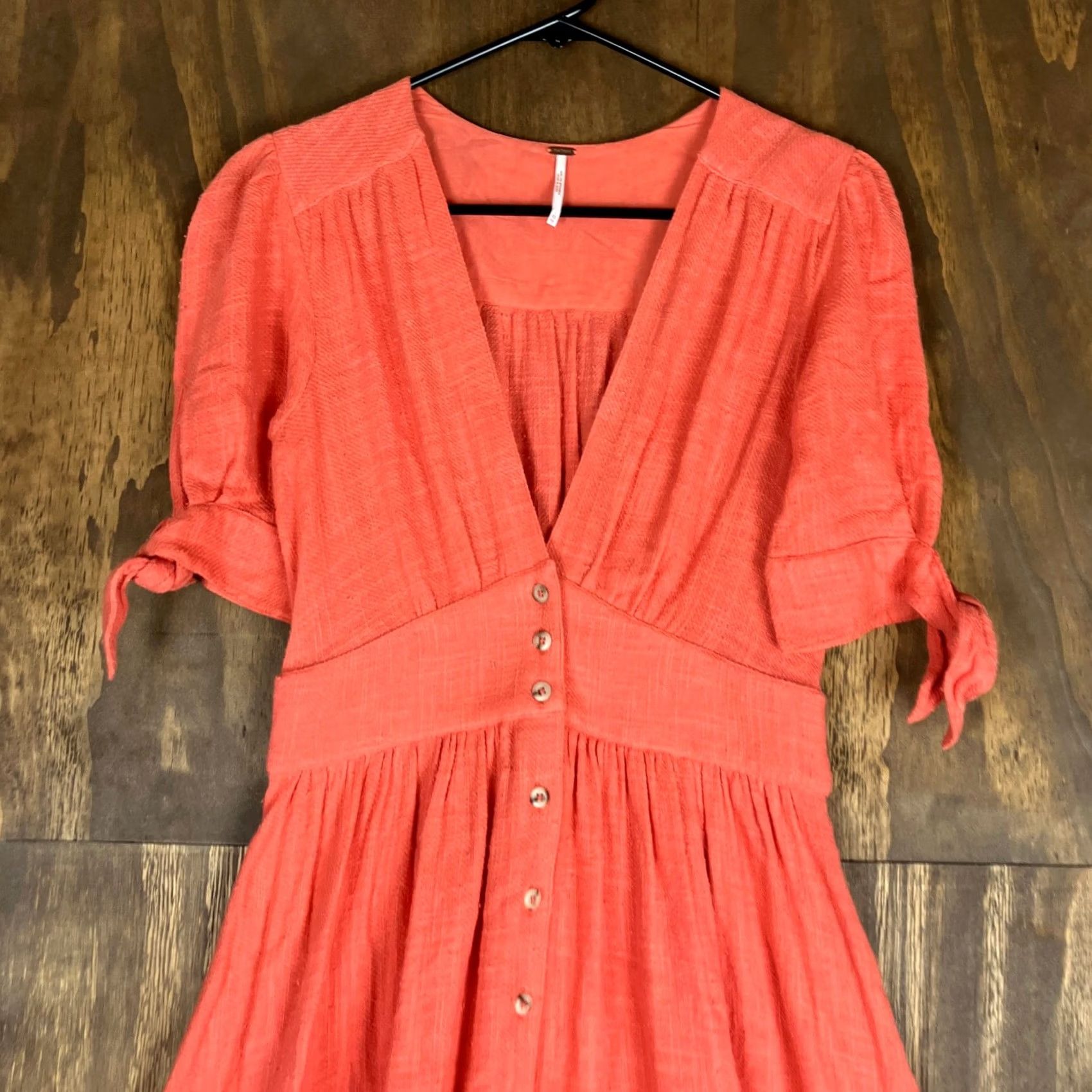 Free People Free People Dress Coral Daze Love Of My Life Button Down Midi Cotton XS Womens Dress Shirt? Size XS / US 0-2 / IT 36-38 - 3 Thumbnail