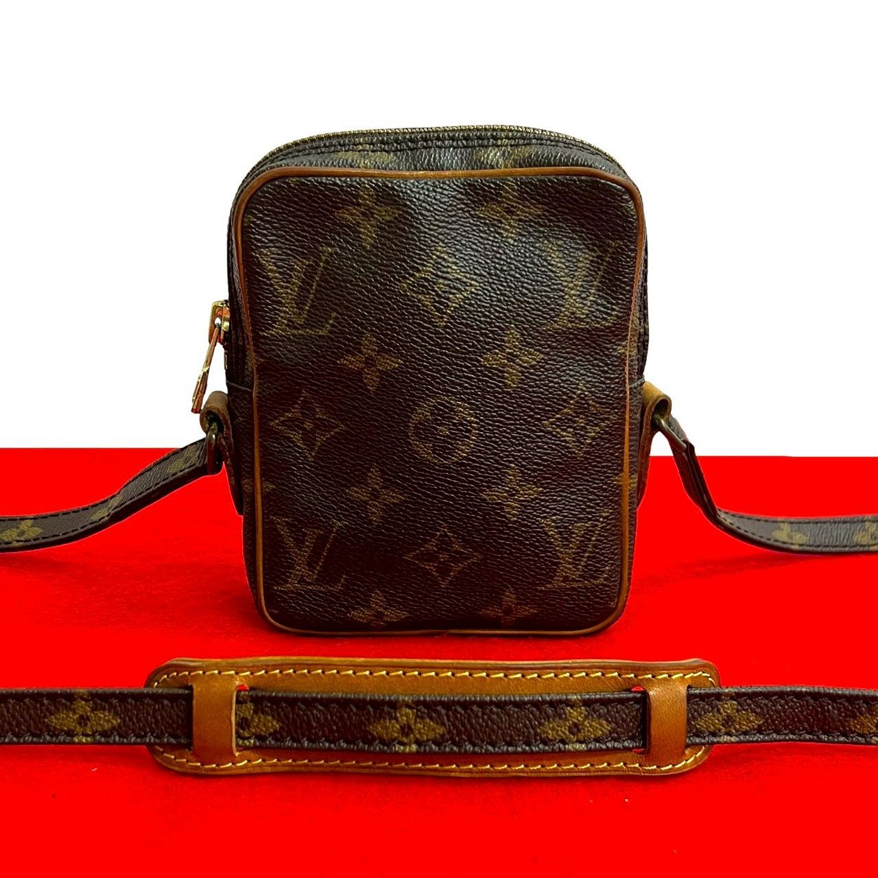 Louis Vuitton Louis Vuitton Louis Vuitton Mini Danube Monogram Leather Shoulder Bag Textile Shoulder Bag DUTY FREE for USA Size ONE SIZE - 1 Thumbnail