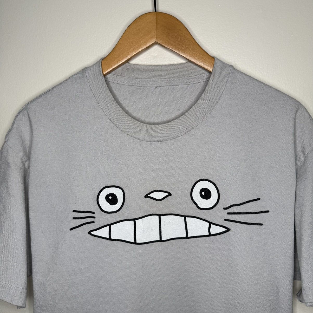 Anime Rare Vintage 90’s My Neighbor Totoro Anime T-Shirt Big Logo Size US L / EU 52-54 / 3 - 3 Thumbnail