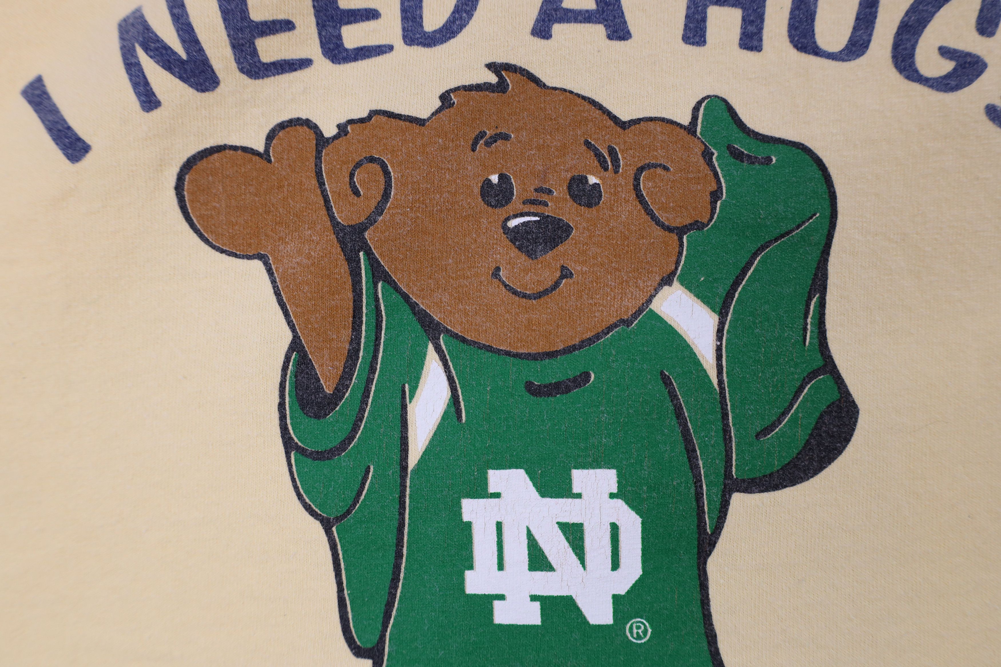 Vintage Vintage 90s Dame University I Need A Hug Sleep T-Shirt USA Size ONE SIZE - 6 Thumbnail
