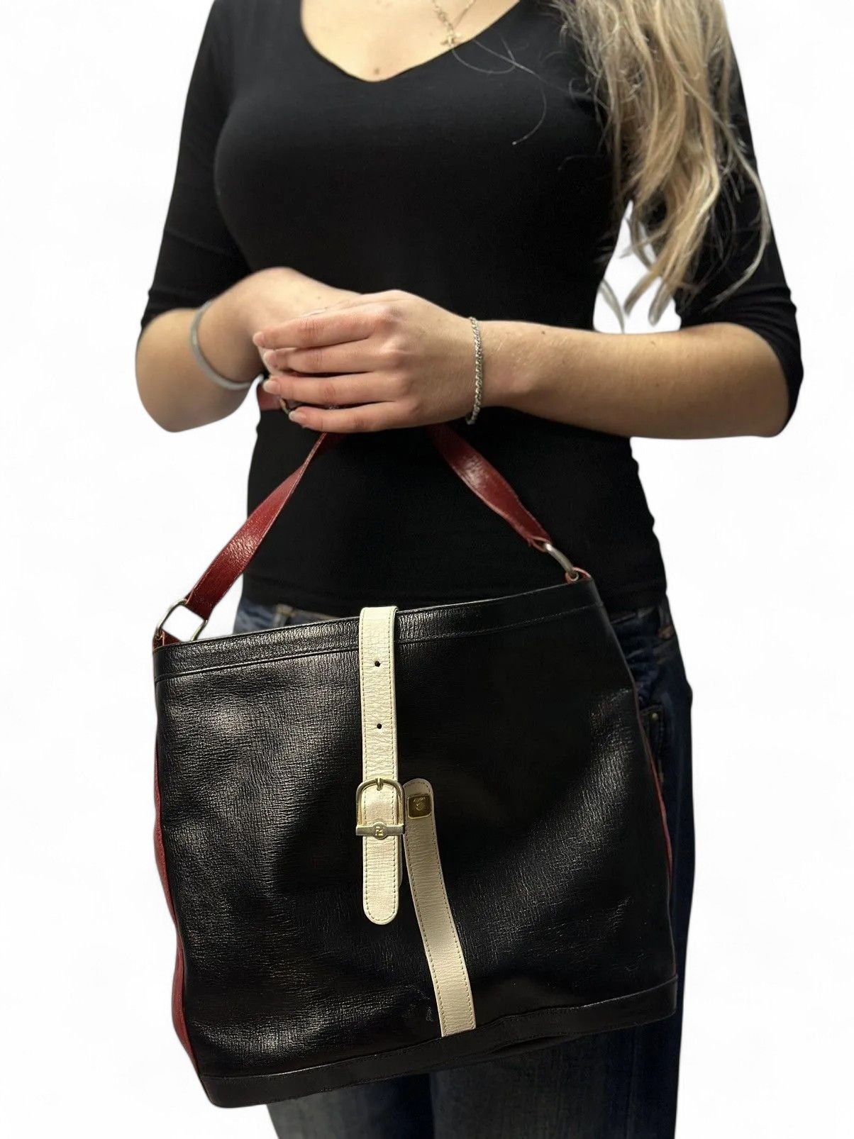 Fendi Fendi Vintage Black Leather Shoulder Bag Classic Luxury Size ONE SIZE - 1 Thumbnail