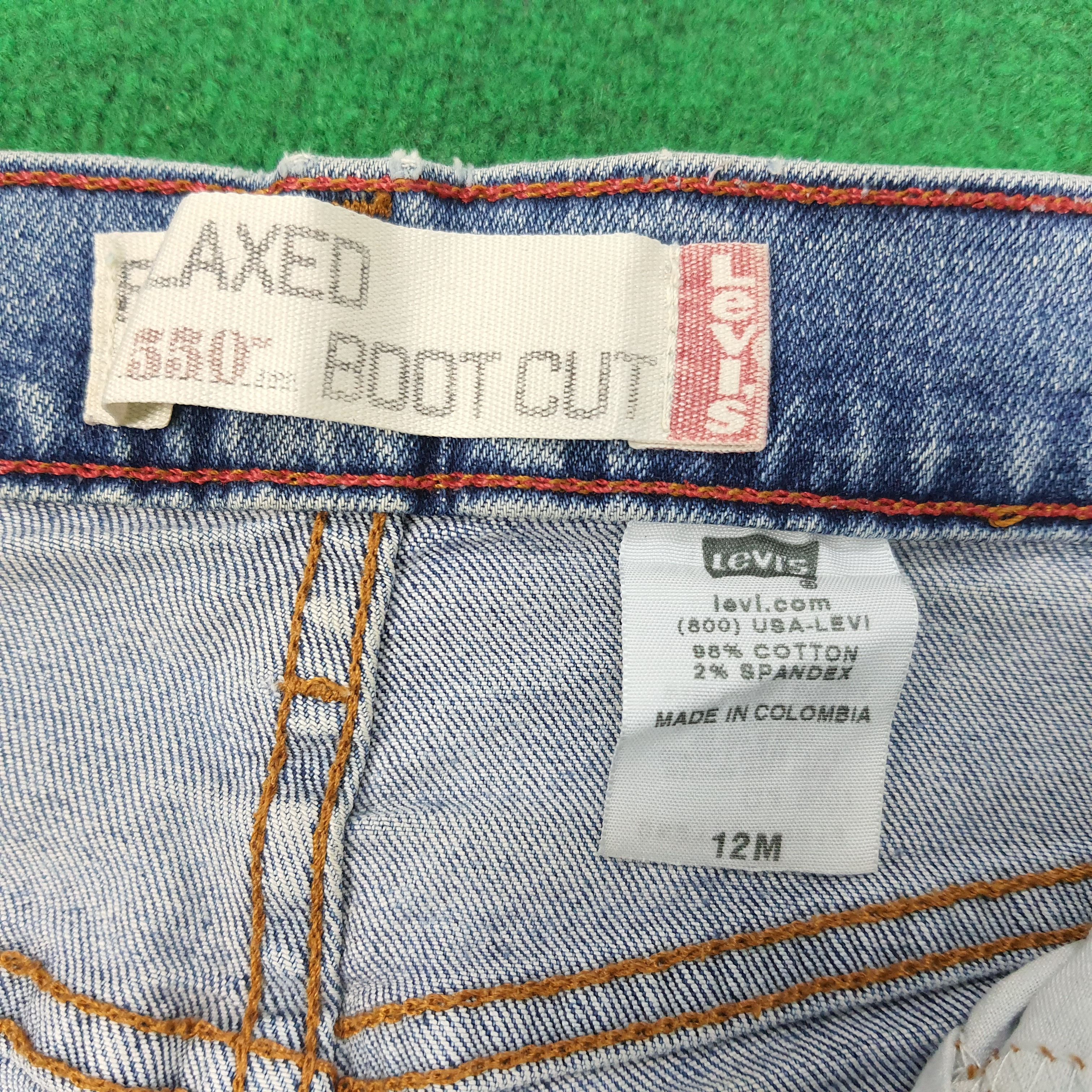 Levi's × Levi's Vintage Clothing × Vintage Vintage Levi's 550 Relaxed Boot Cut Distressed Jeans Size US 30 / EU 46 - 9 Thumbnail