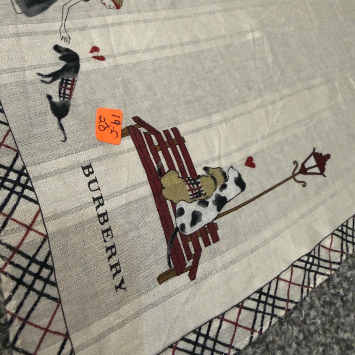 Burberry 🔥Handkerchief | Neckerchief | Bandana | Pocket-square | Size ONE SIZE - 5 Thumbnail