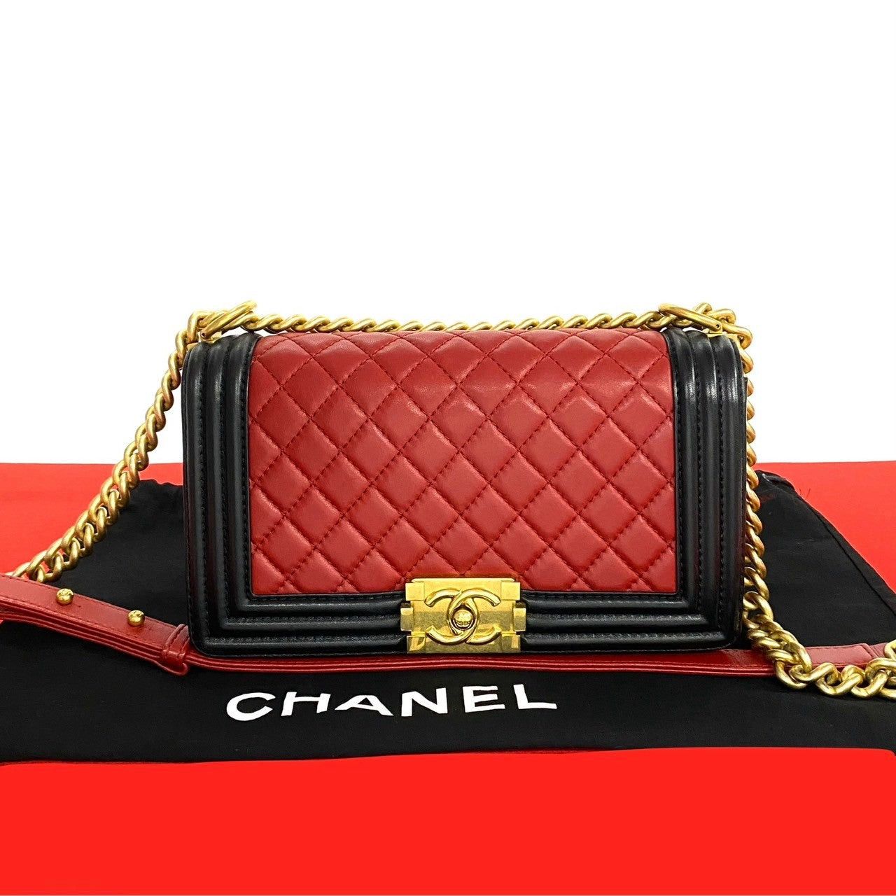 Chanel Chanel Shoulder Bag Red Leather Size ONE SIZE - 1 Thumbnail