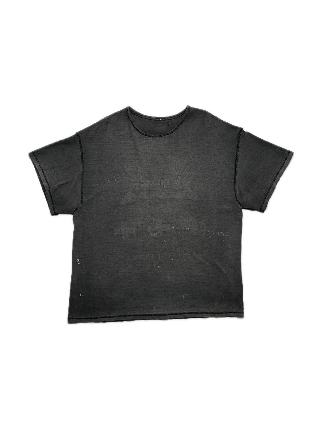 Metallica Vintage 1994 Metallica thrashed tour tee Size US L / EU 52-54 / 3 - 4 Thumbnail