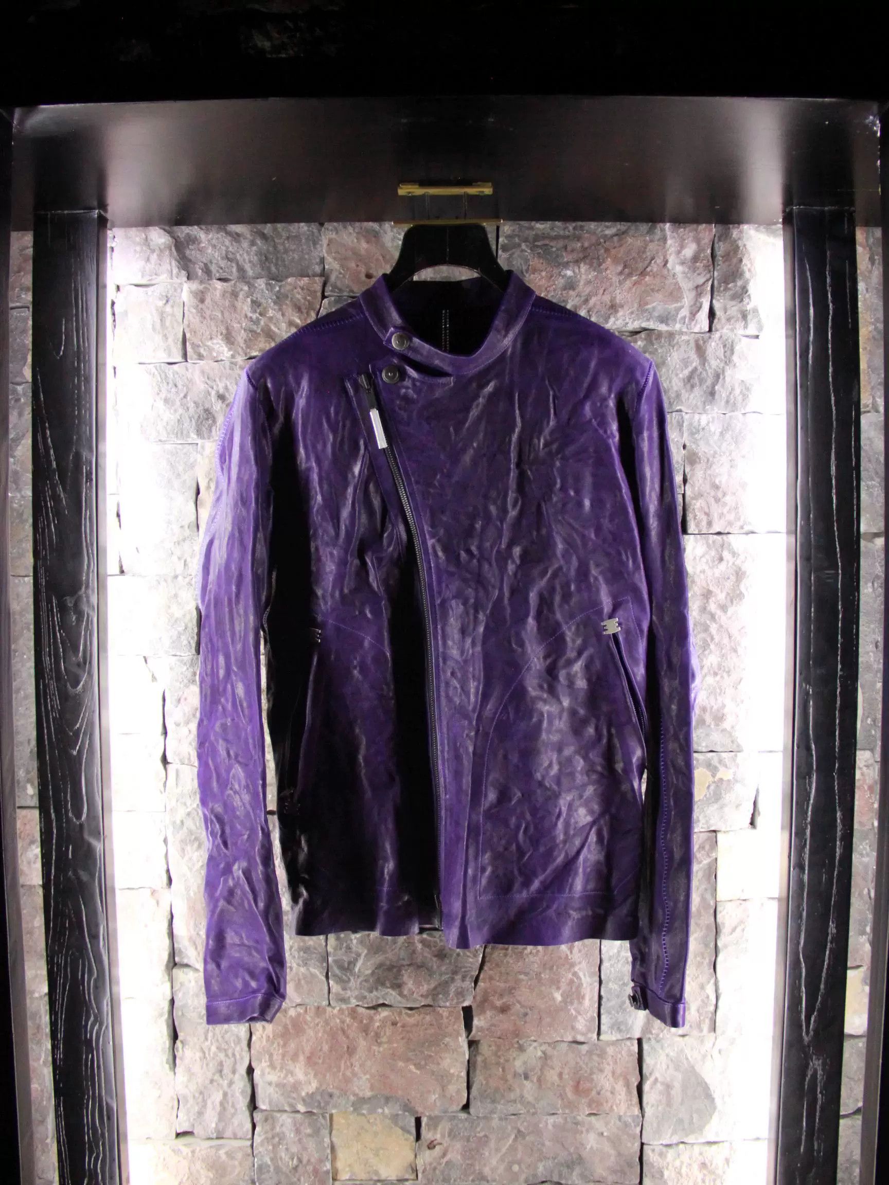 Isaac Sellam Experience Isaac Sellam Experience Purple Leather Jacket Men m Size US M / EU 48-50 / 2 - 1 Thumbnail