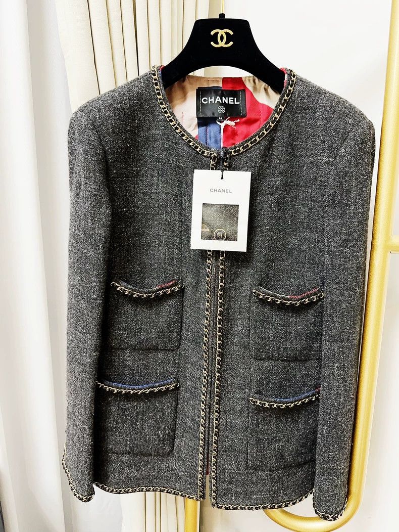 Chanel 19B dark gray patchwork leather chain sky edge colo
