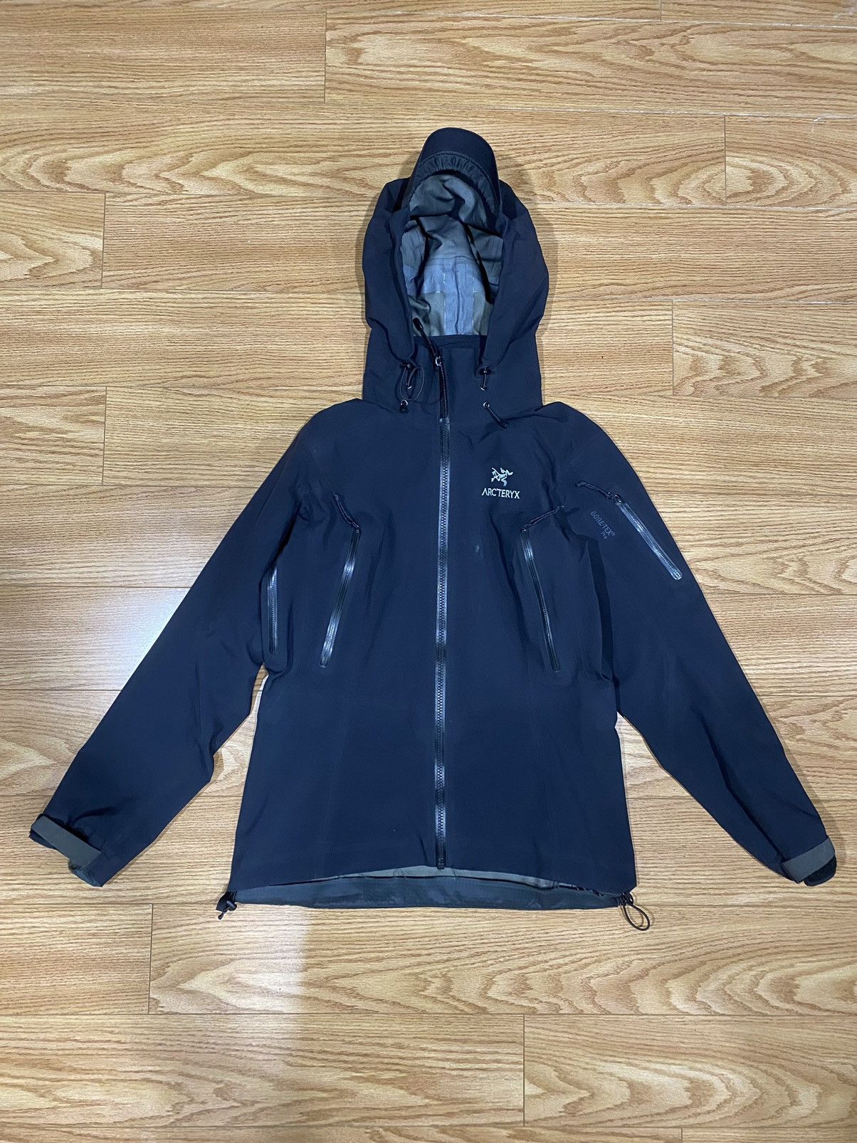 image of Arcteryx x Vintage Arc’Teryx Jacket in Black, Women's (Size XS)