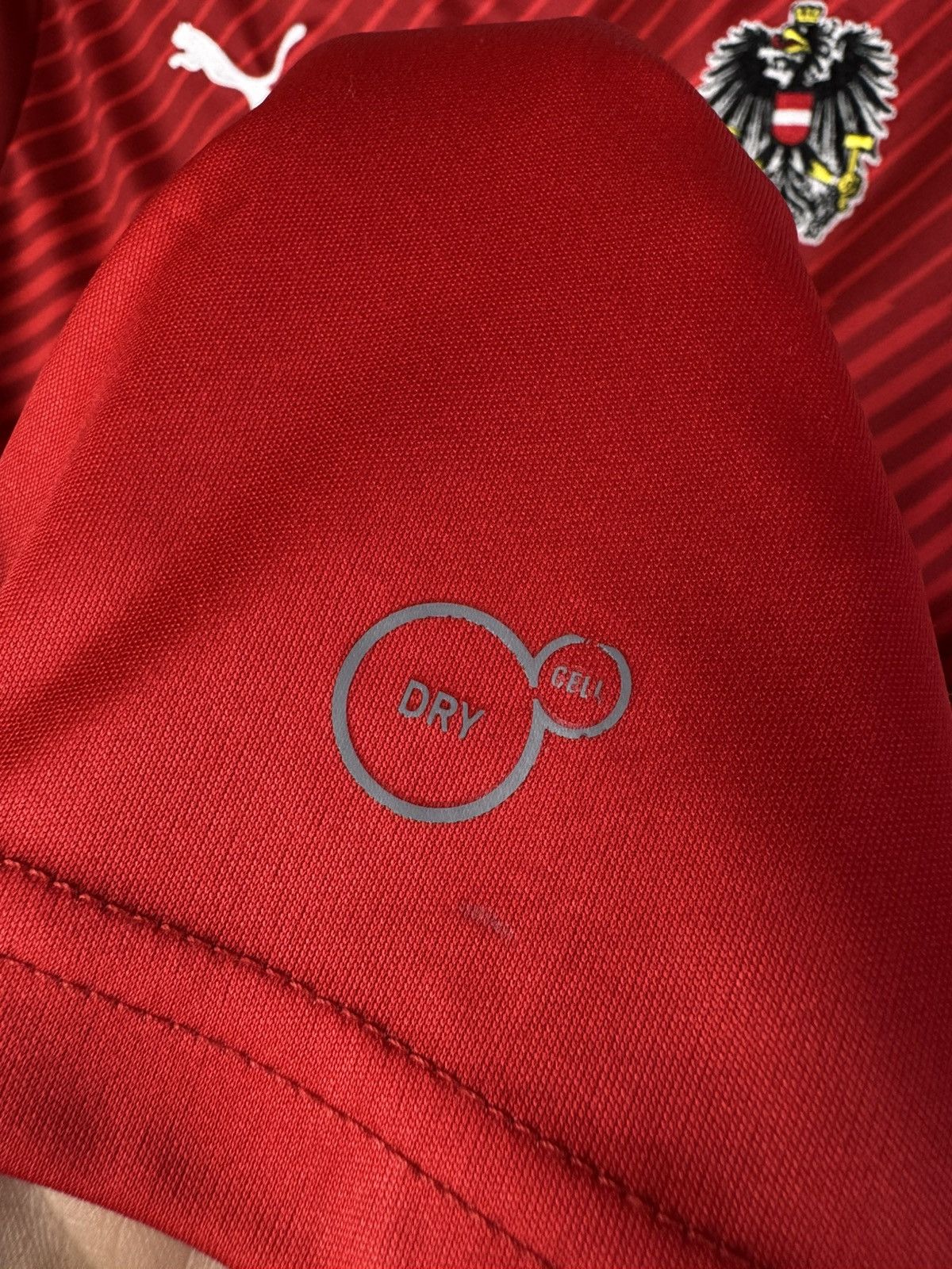 Puma Austria 2016 2017 Home Football Shirt Soccer Jersey Puma Size US M / EU 48-50 / 2 - 7 Thumbnail