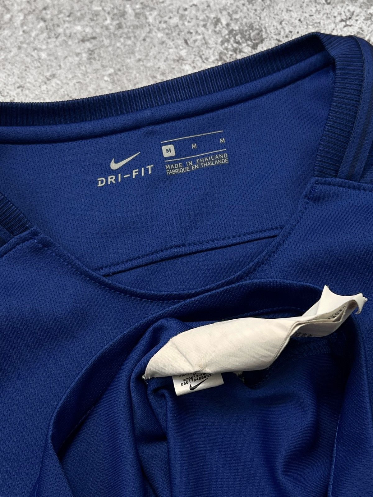 Chelsea Soccer Nike Chelsea 2017-2018 Home Jersey Size US M / EU 48-50 / 2 - 6 Thumbnail