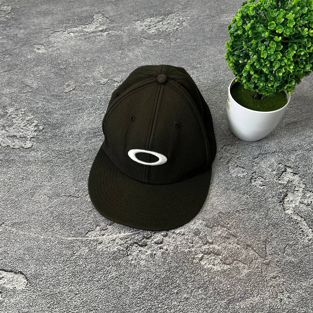 Oakley Vintahe Big logo Oakley hat y2k streetwear hype gorpcore Size ONE SIZE - 1 Thumbnail