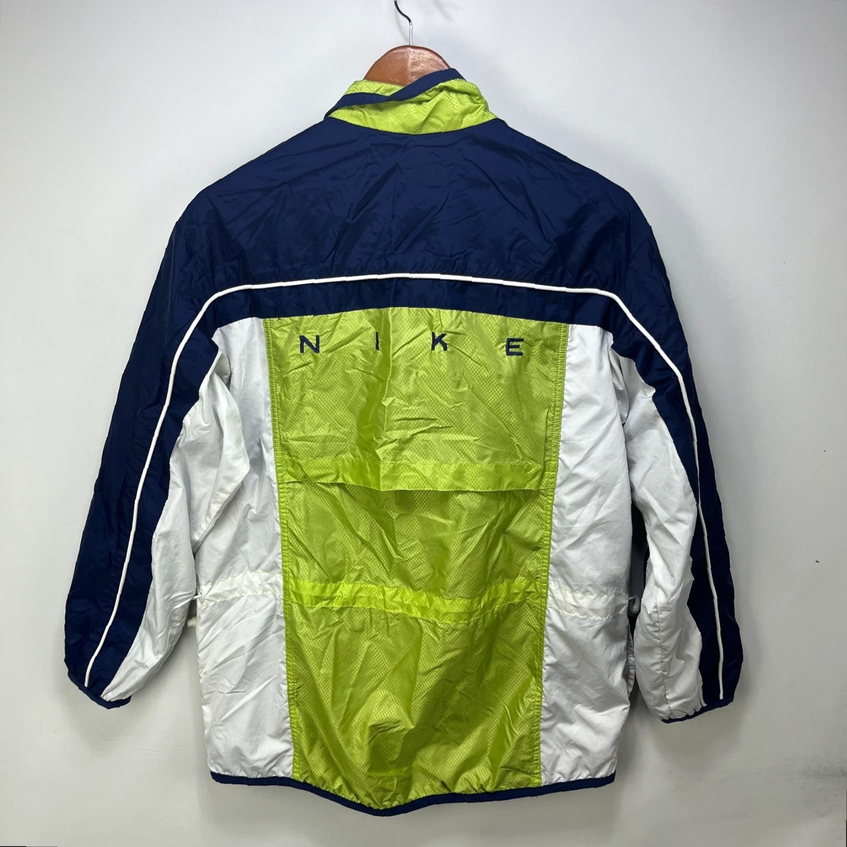 Nike VINTAGE Nike Windbreaker Jacket Womens S Green 90s Hooded Full Zip Regular Size S / US 4 / IT 40 - 5 Thumbnail