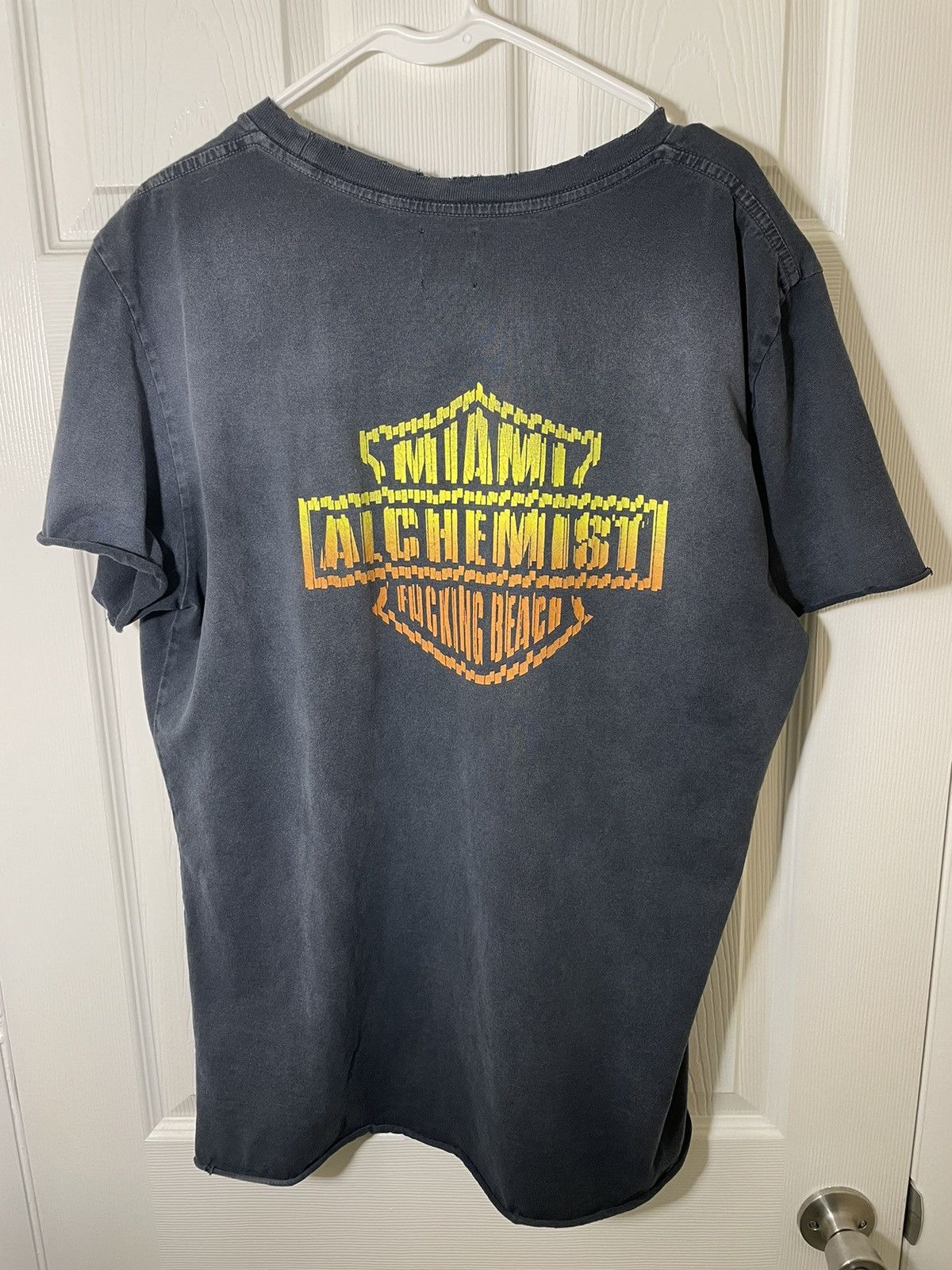 Alchemist Alchemist Miami fucking beach tee Size US L / EU 52-54 / 3 - 3 Thumbnail