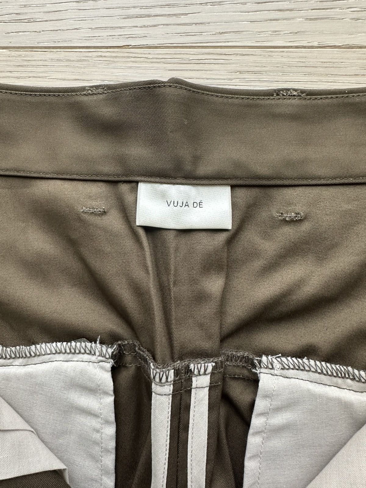 Vuja De Isaac Tech Chino Pants in Khaki Brown