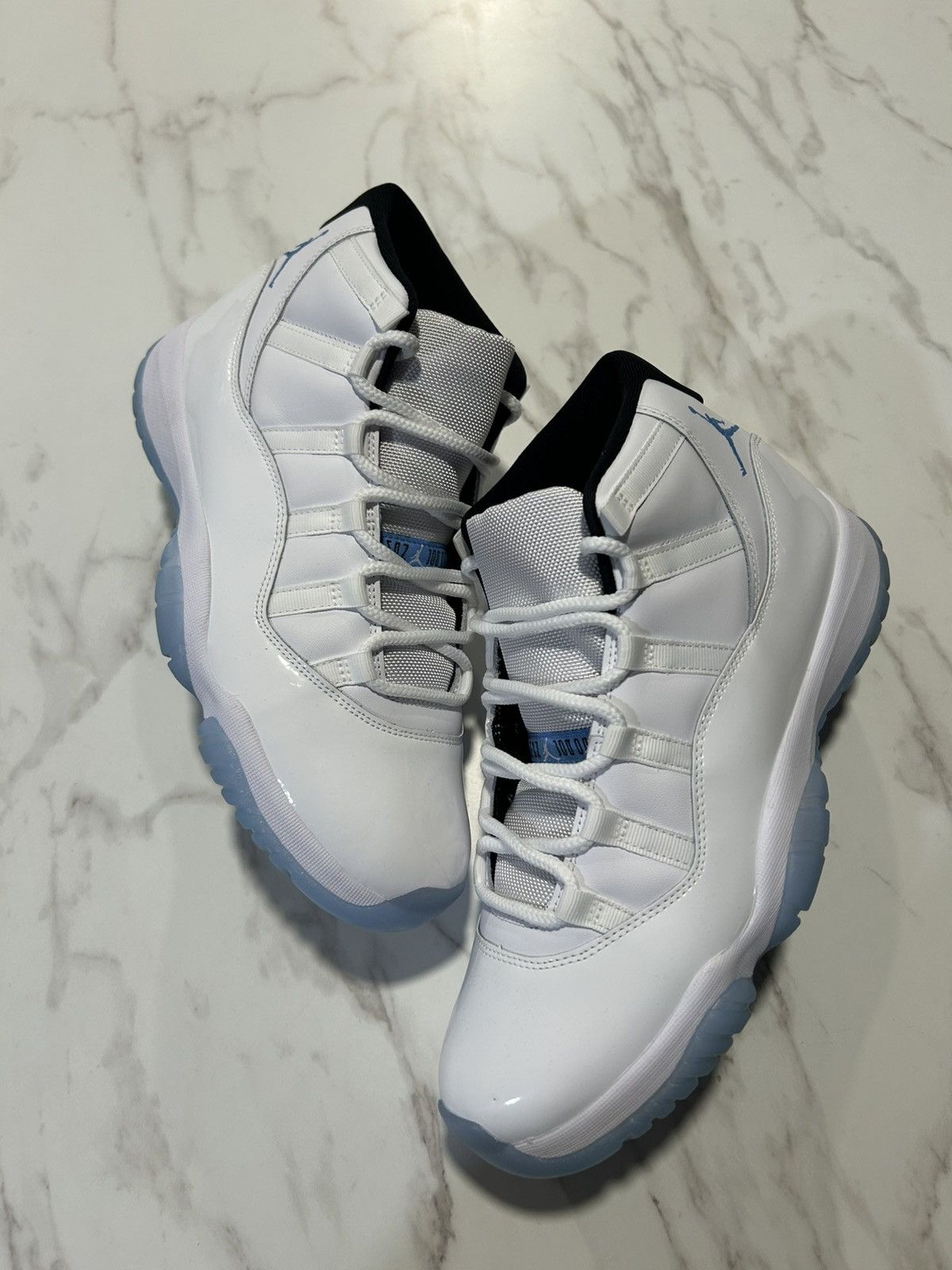 Jordan Brand Air Jordan 11 Retro ‘Legend Blue’ (2024) Size US 11.5 / EU 44-45 - 2 Thumbnail