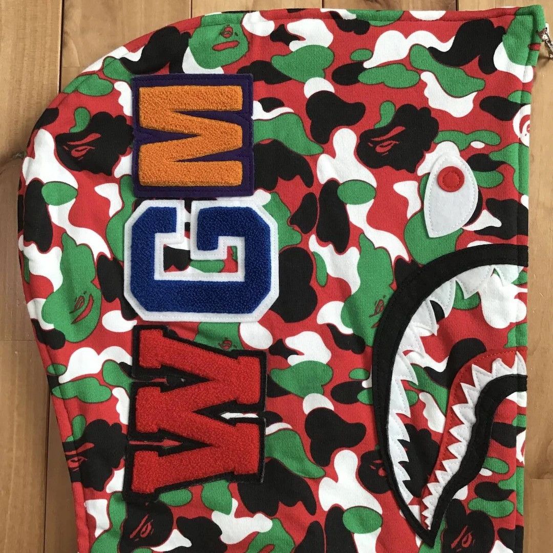 Bape 2024 🔥DUBAI Store Camo🔥 BAPE shark full zip hoodie APE Size US XL / EU 56 / 4 - 5 Thumbnail