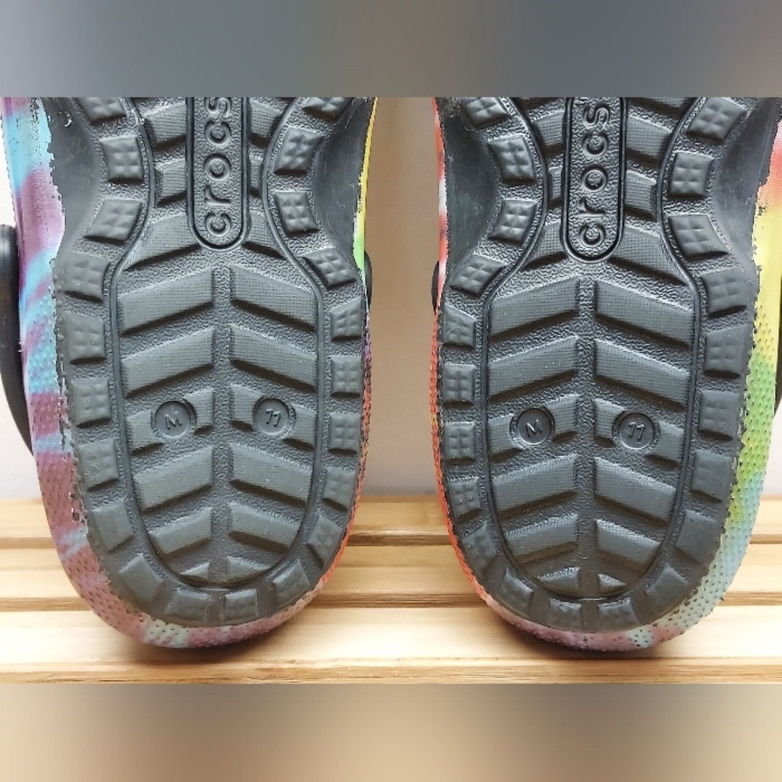 Crocs Crocs Mens Tie Dye Lined Baya Clog Sandals Size 11 Size US 11 / EU 44 - 10 Thumbnail