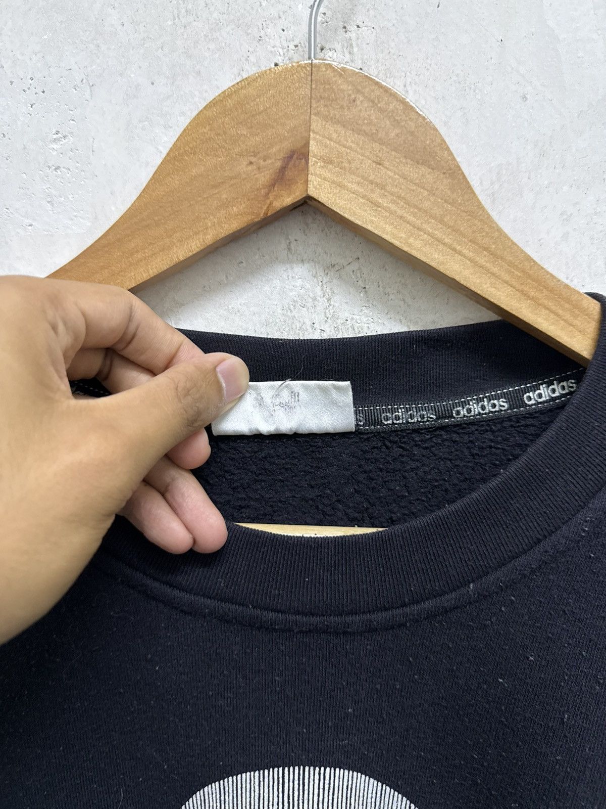 Adidas Vintage 90s Adidas Trefoil Iron Man Center Logo Sweatshirt Size US L / EU 52-54 / 3 - 5 Thumbnail