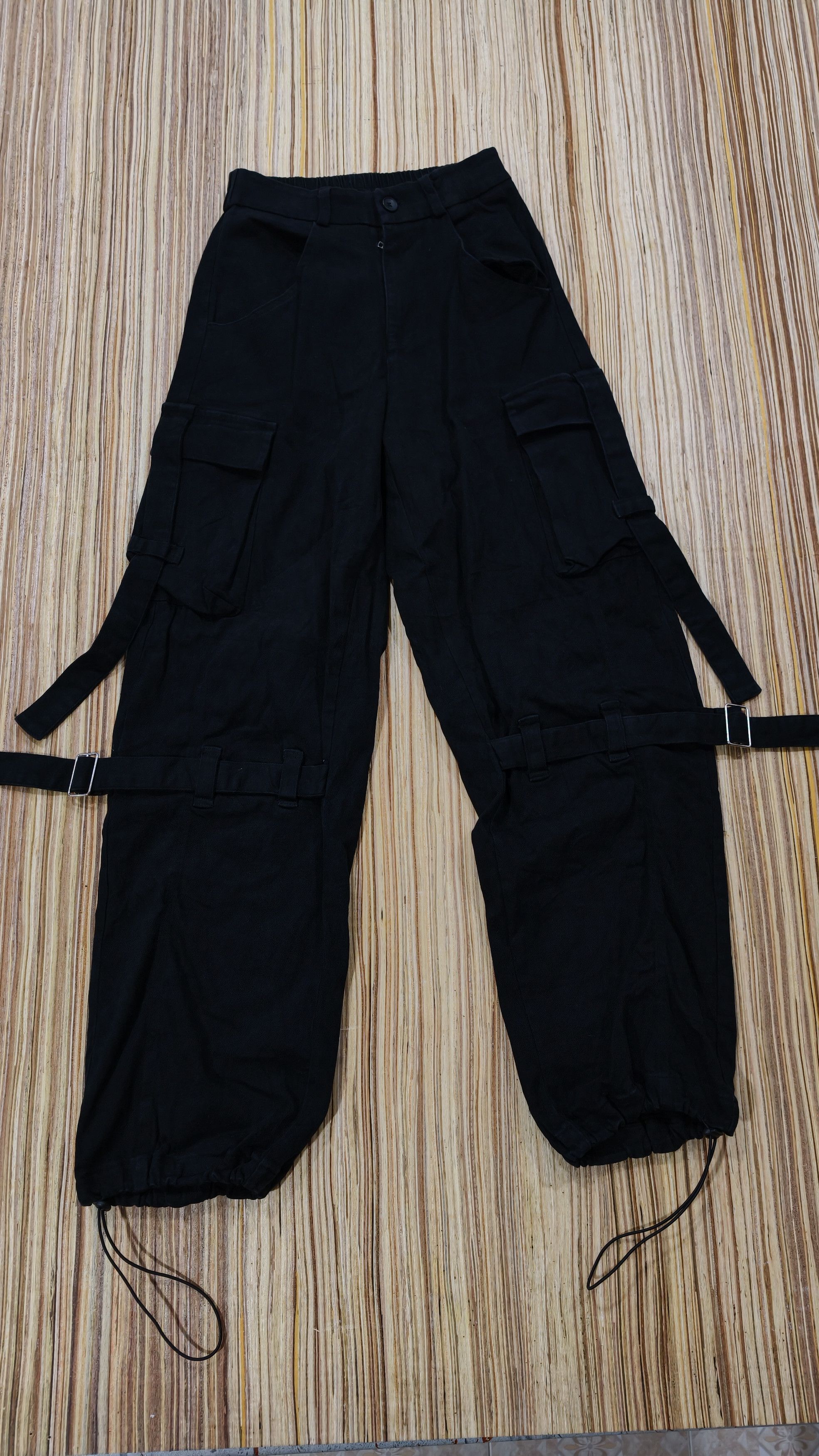 Japanese Brand unbrand parachute cargo pants Size US 32 / EU 48 - 1 Thumbnail