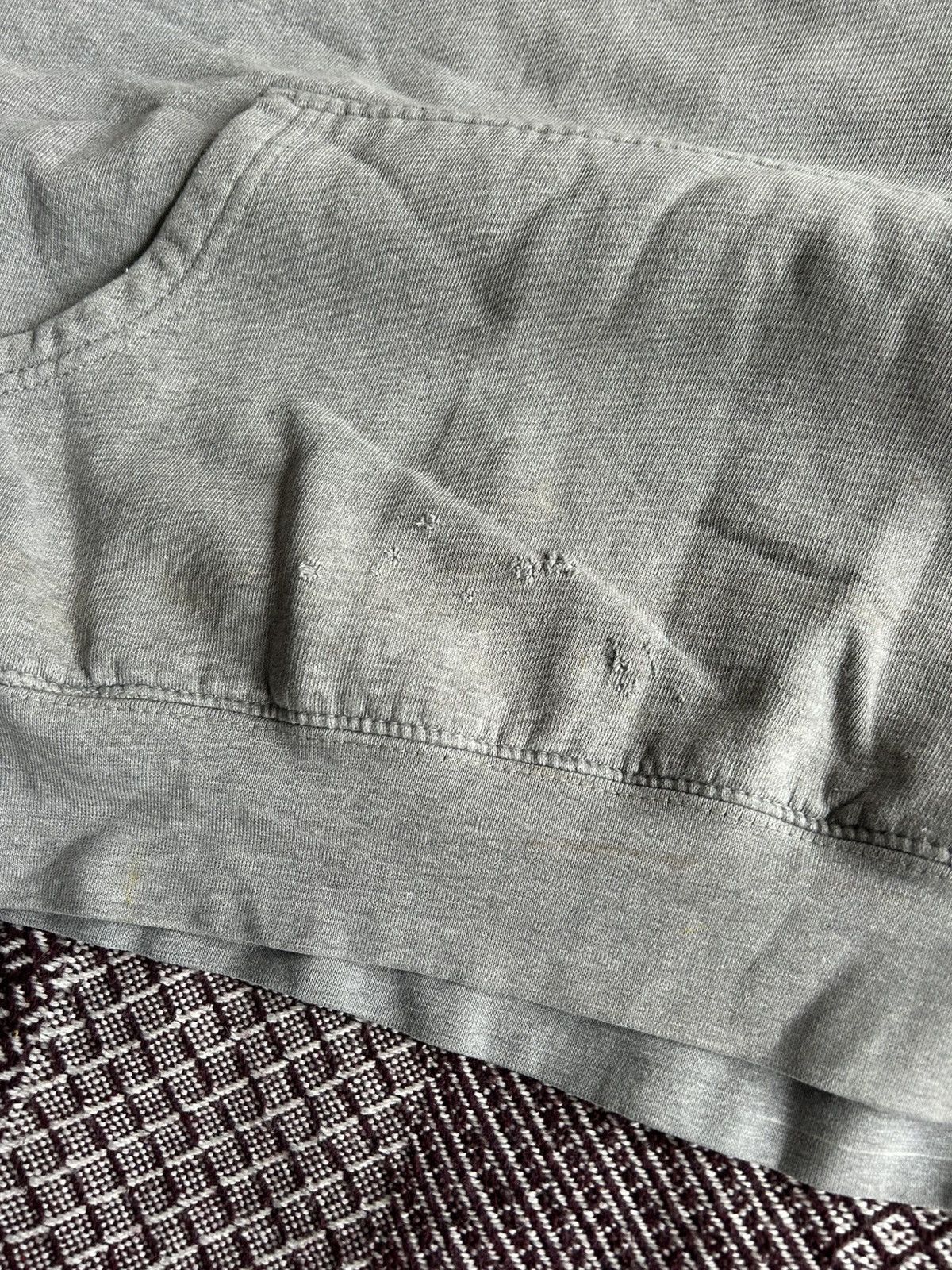 Vintage Vintage Boxy Fit Thrashed Hoodie Women Distressed Size M Size M / US 6-8 / IT 42-44 - 4 Thumbnail