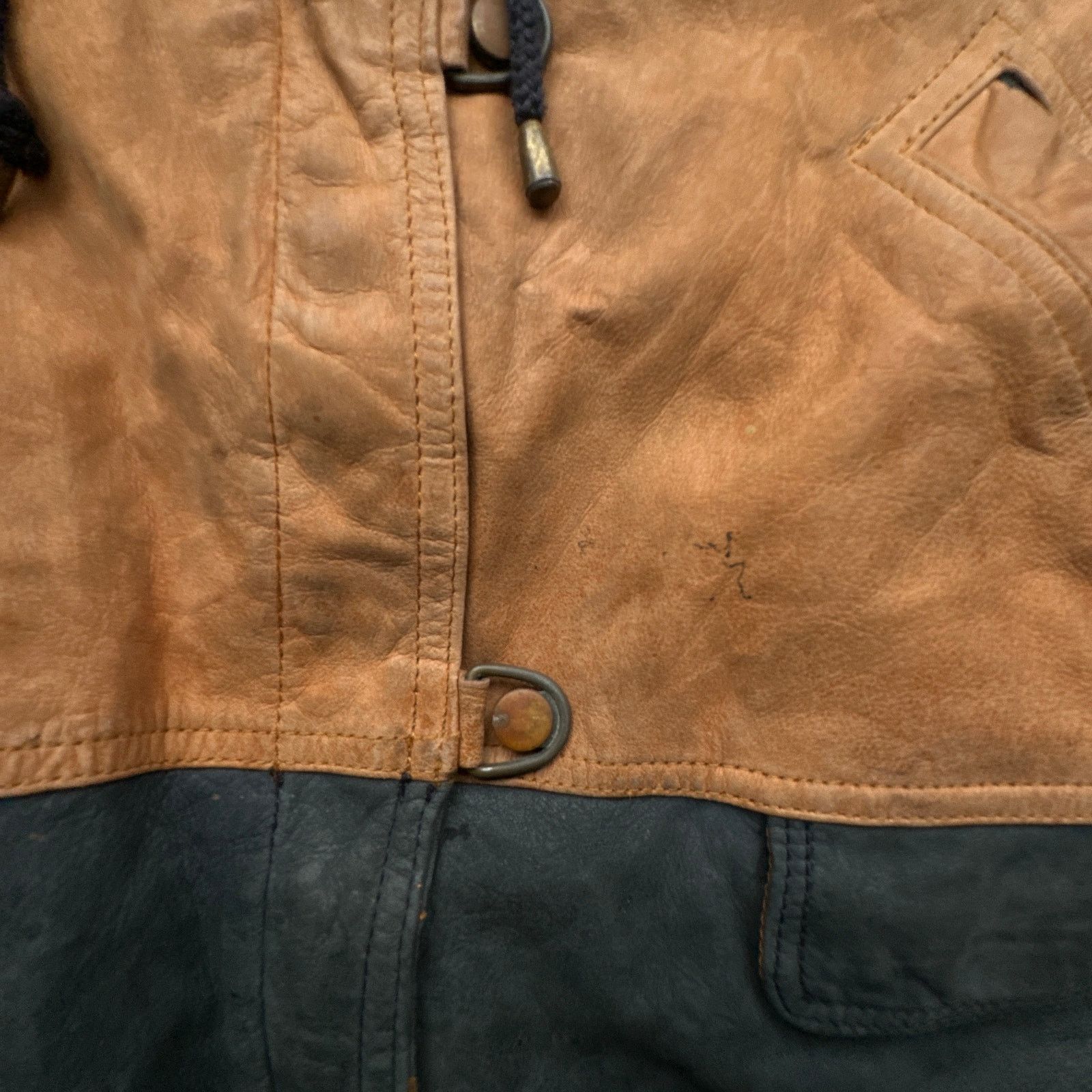 Other Vintage Brandon Thomas Two Tone Bomber Leather Jacket Small Size US S / EU 44-46 / 1 - 13 Thumbnail
