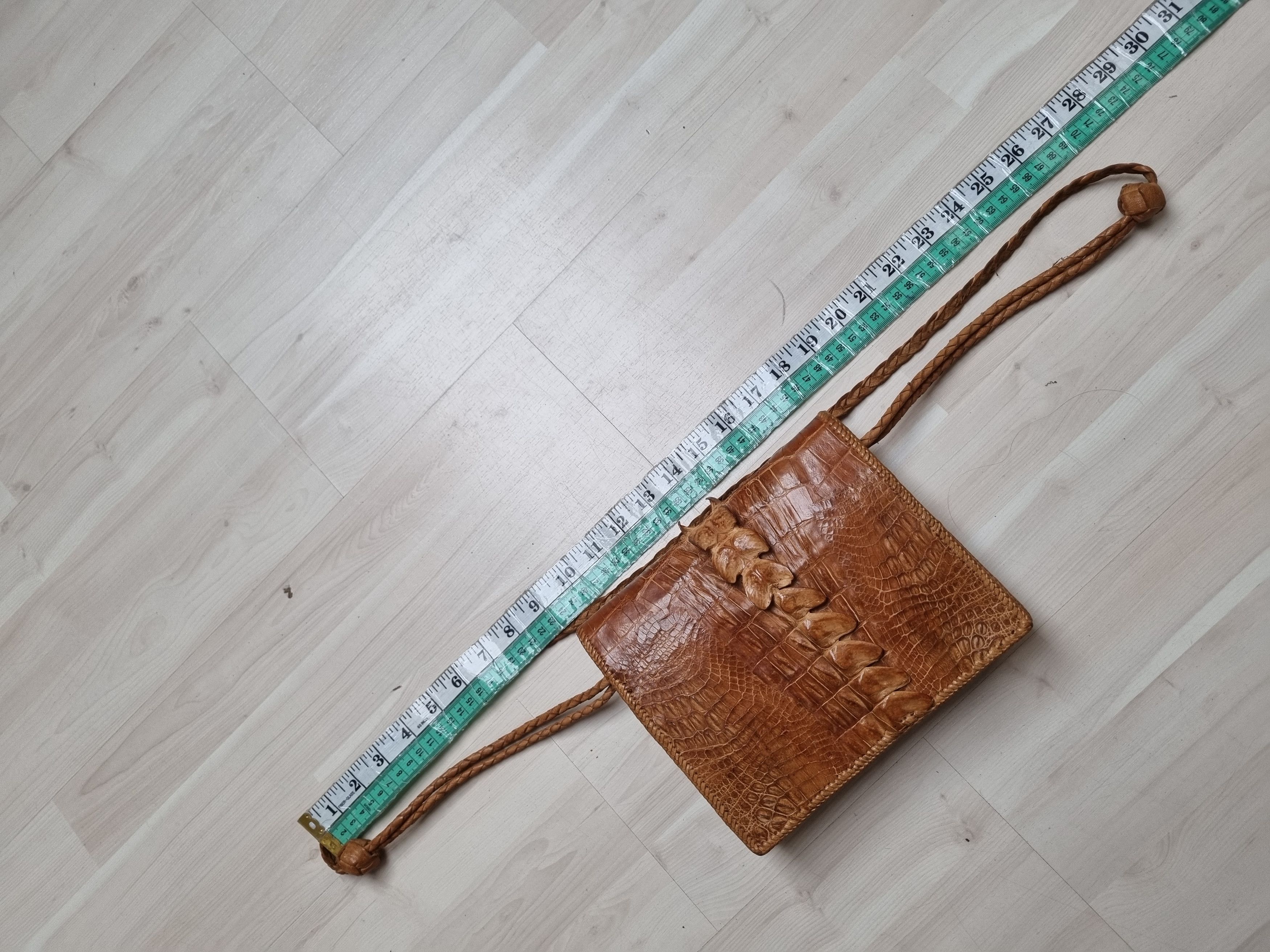 Handmade Vintage Genuine Alligator Shoulder Purse Clutch crocodile Size ONE SIZE - 19 Thumbnail
