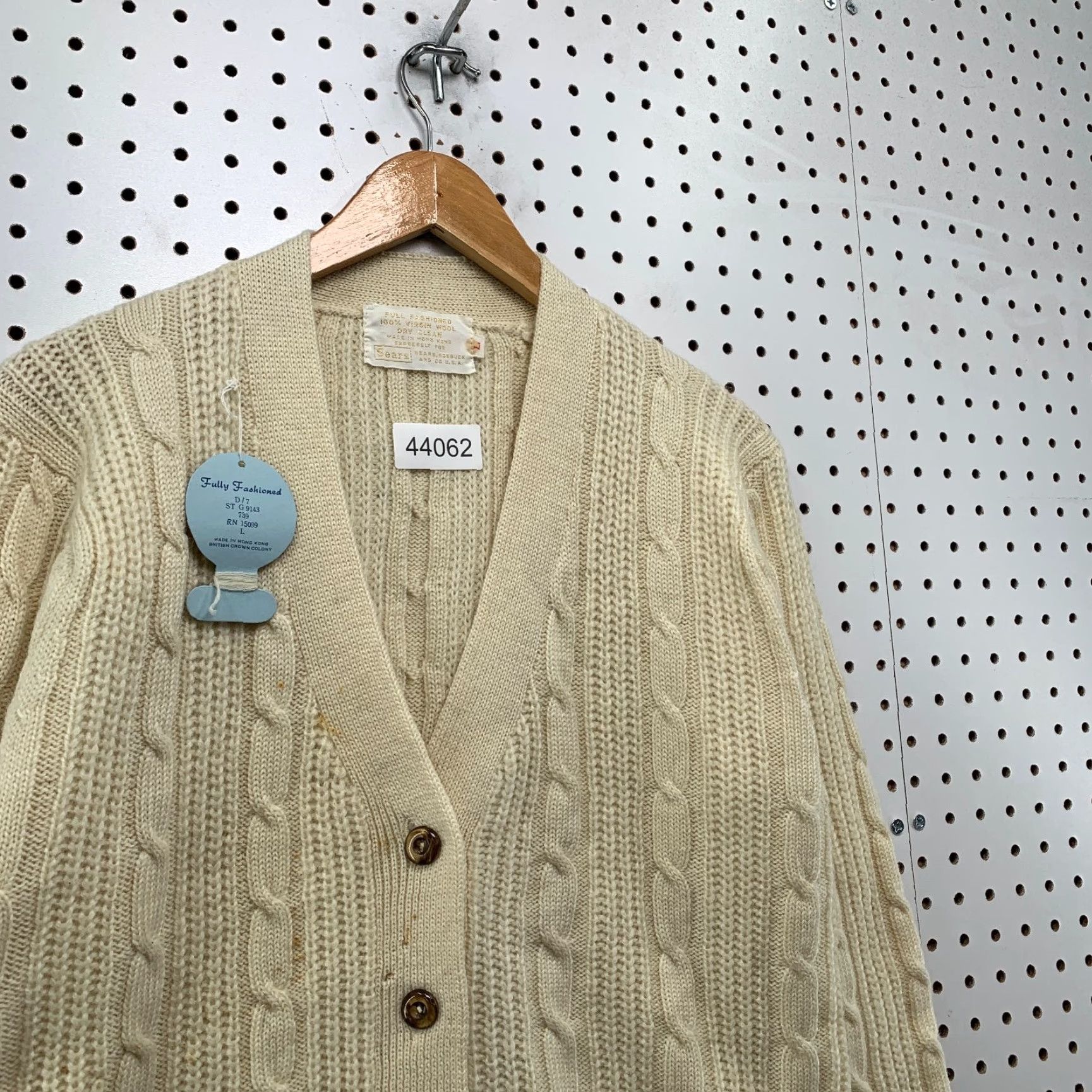 Sears VINTAGE Sears Virgin Wool Cardigan Sweater Beige Womens Large Long Sleeve V-Neck Button Knit Winter Womens Size L / US 10 / IT 46 - 4 Thumbnail