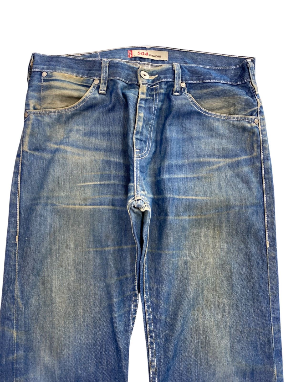 Levi's Levi’s Blue Wash Style Loose Jeans Size US 34 / EU 50 - 2 Thumbnail