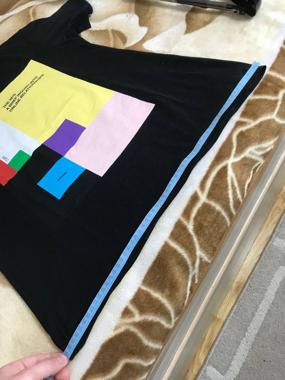 Band Tees 🔥 The 1975 A Brief Inquiry Into Online Relationships T Shirt Size US L / EU 52-54 / 3 - 14 Thumbnail