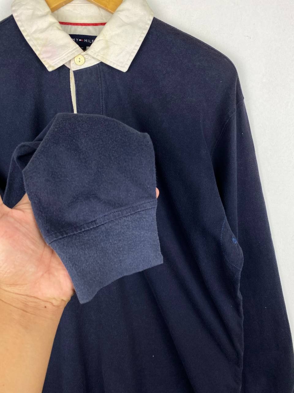 Tommy Hilfiger tommy hilfiger polo rugby style nice design Size US M / EU 48-50 / 2 - 6 Thumbnail
