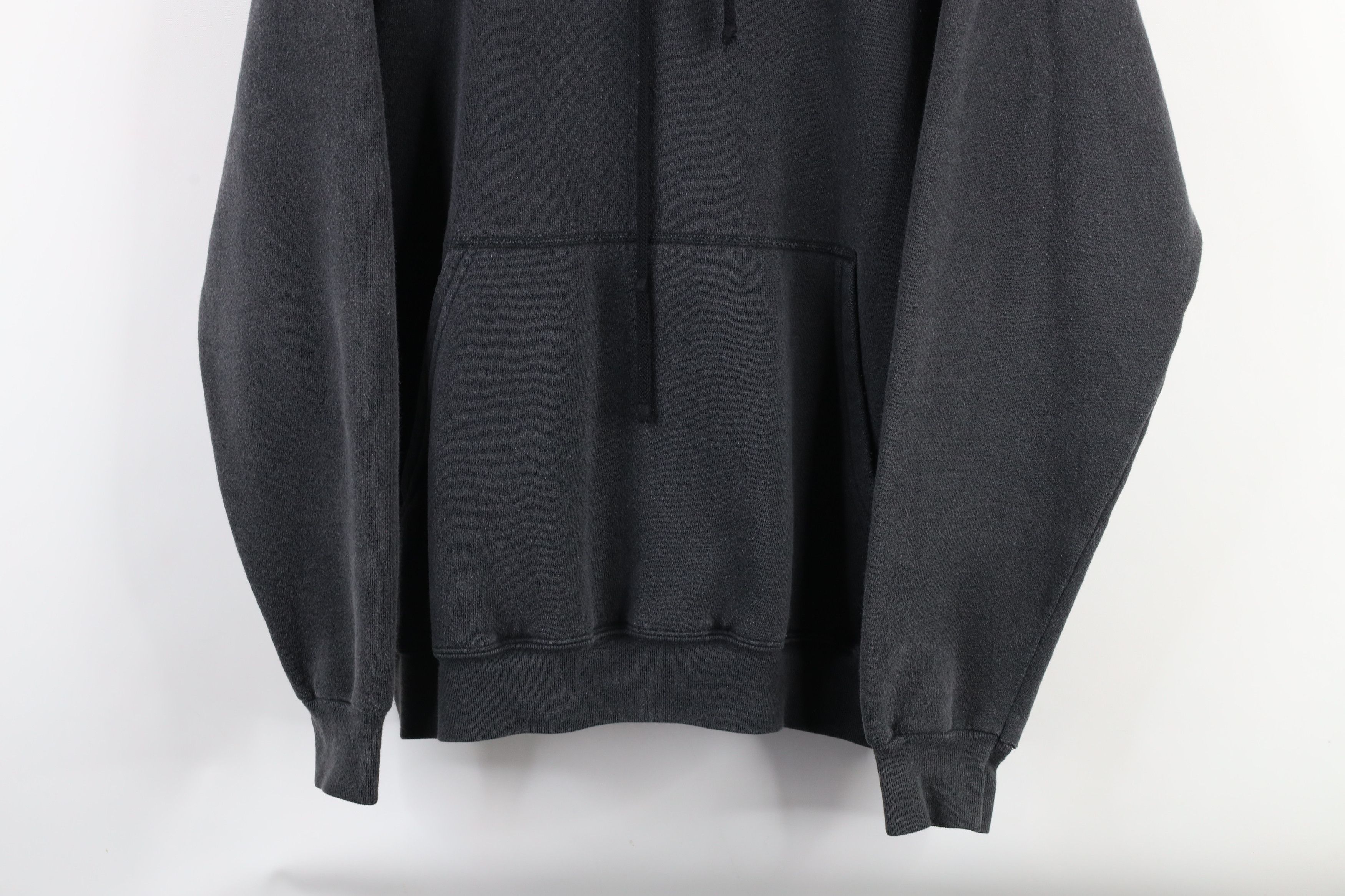 Vintage Vintage 90s Streetwear Faded Blank Hoodie Sweatshirt Black Size US S / EU 44-46 / 1 - 3 Thumbnail