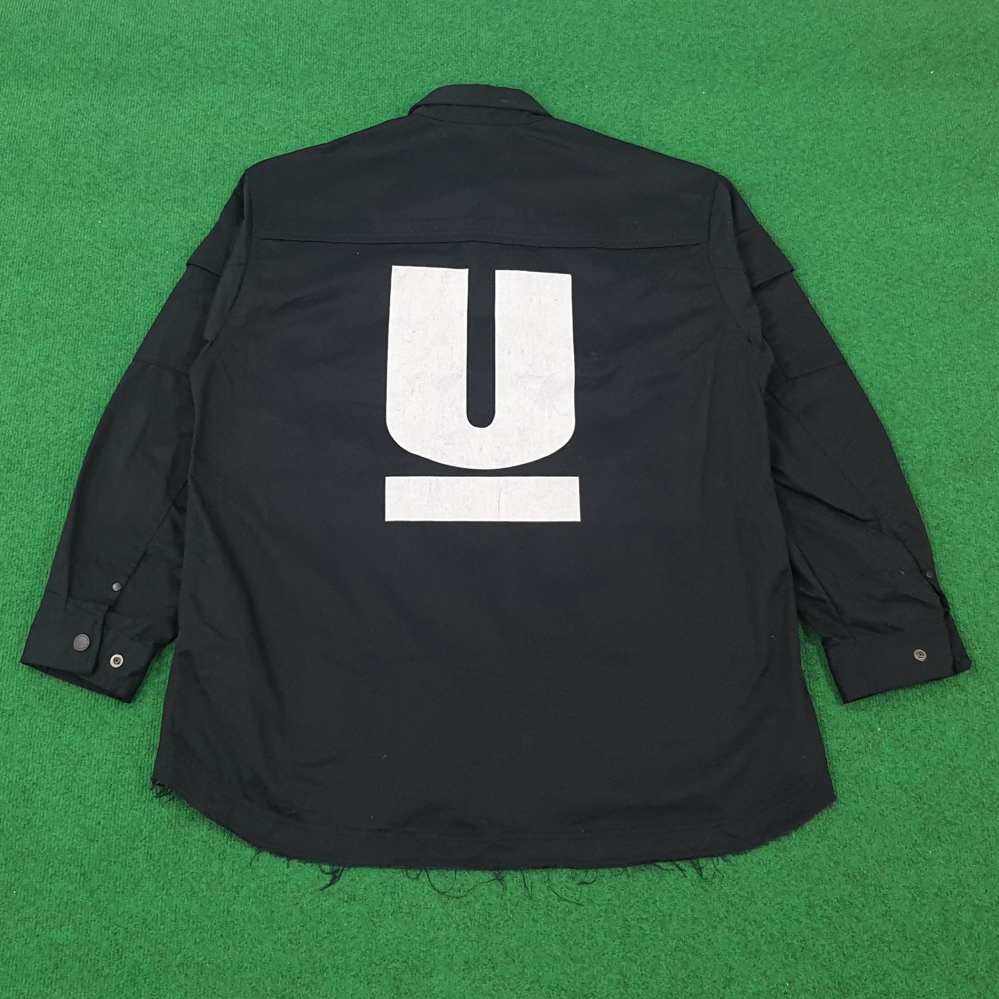 Japanese Brand × Undercover × Vintage Vintage GU x Undercover Japanese Brand Custom Logo Jacket Size US L / EU 52-54 / 3 - 1 Thumbnail