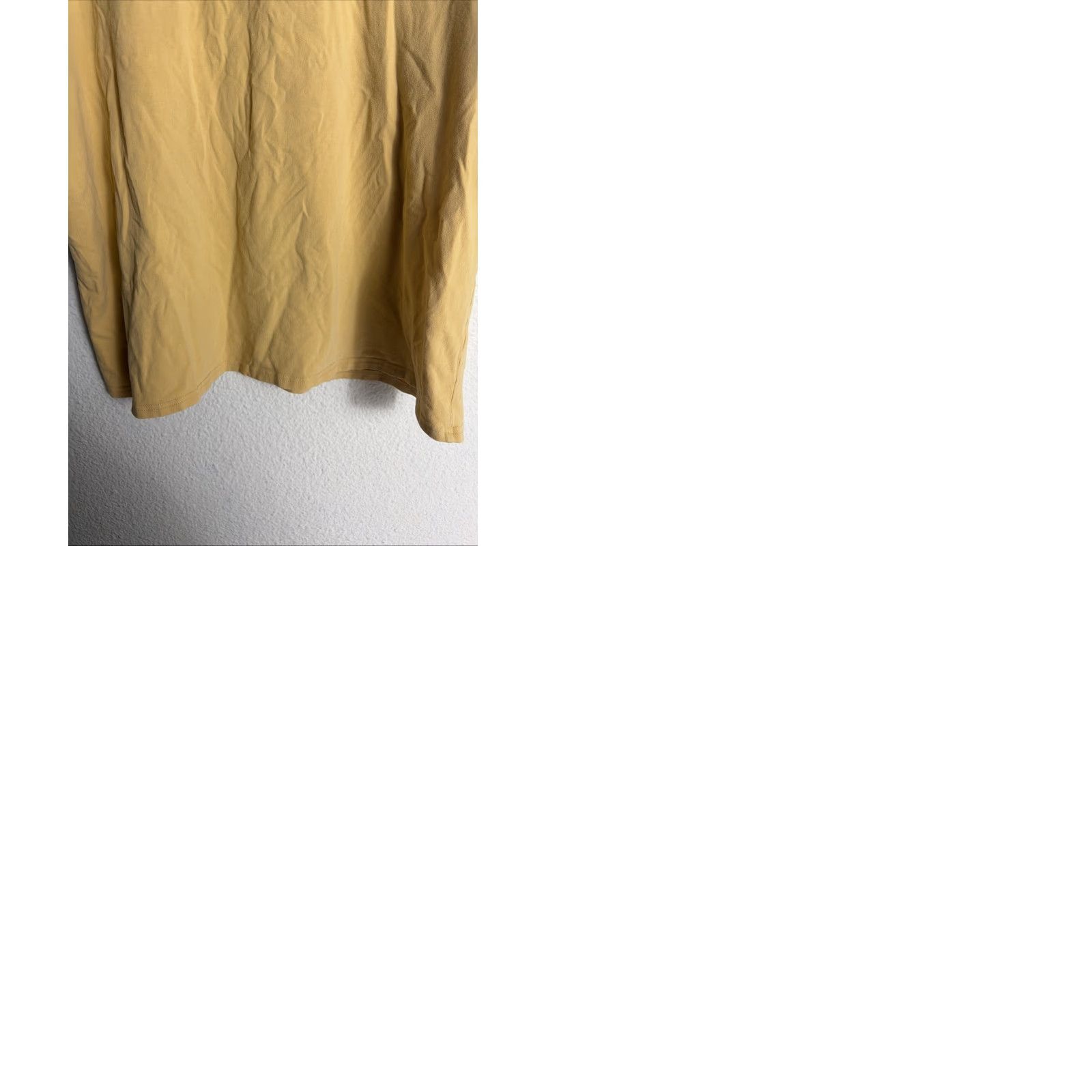 Ariat Ariat T-Shirt Womens 1X Short Sleeve Yellow Spell Out Shirt Women 1X Yellow Size 40" / US 18 - 10 Thumbnail
