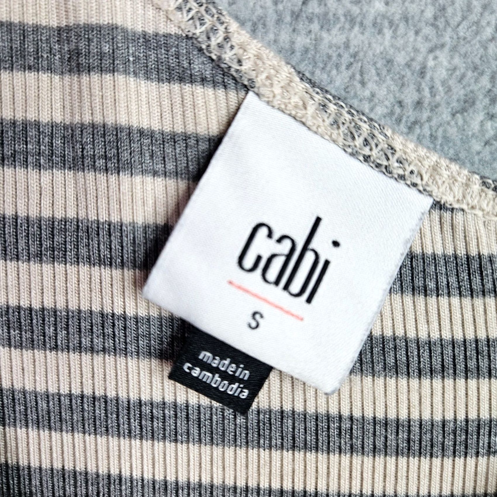 Vintage Cabi Women's Gray Ivory Stripe One Shoulder Asymmetrical Top S Short Sleeve T-Shirt Regular Fit Size S / US 4 / IT 40 - 3 Thumbnail