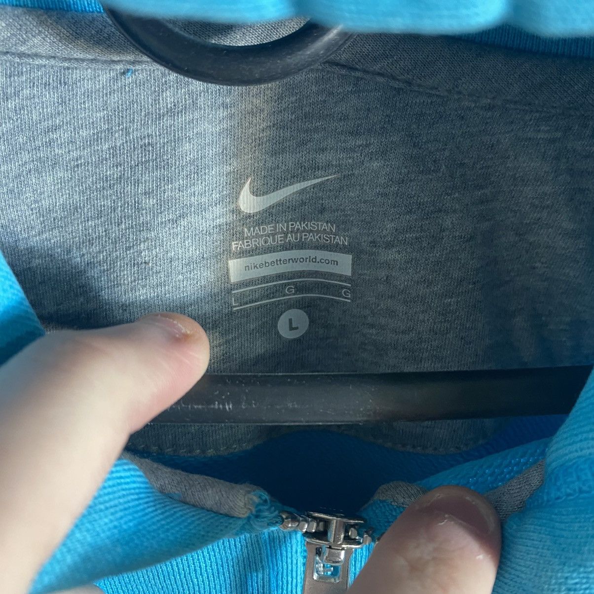 Nike Vintage Y2K Nike Zip Up Hoodie Size US L / EU 52-54 / 3 - 4 Thumbnail