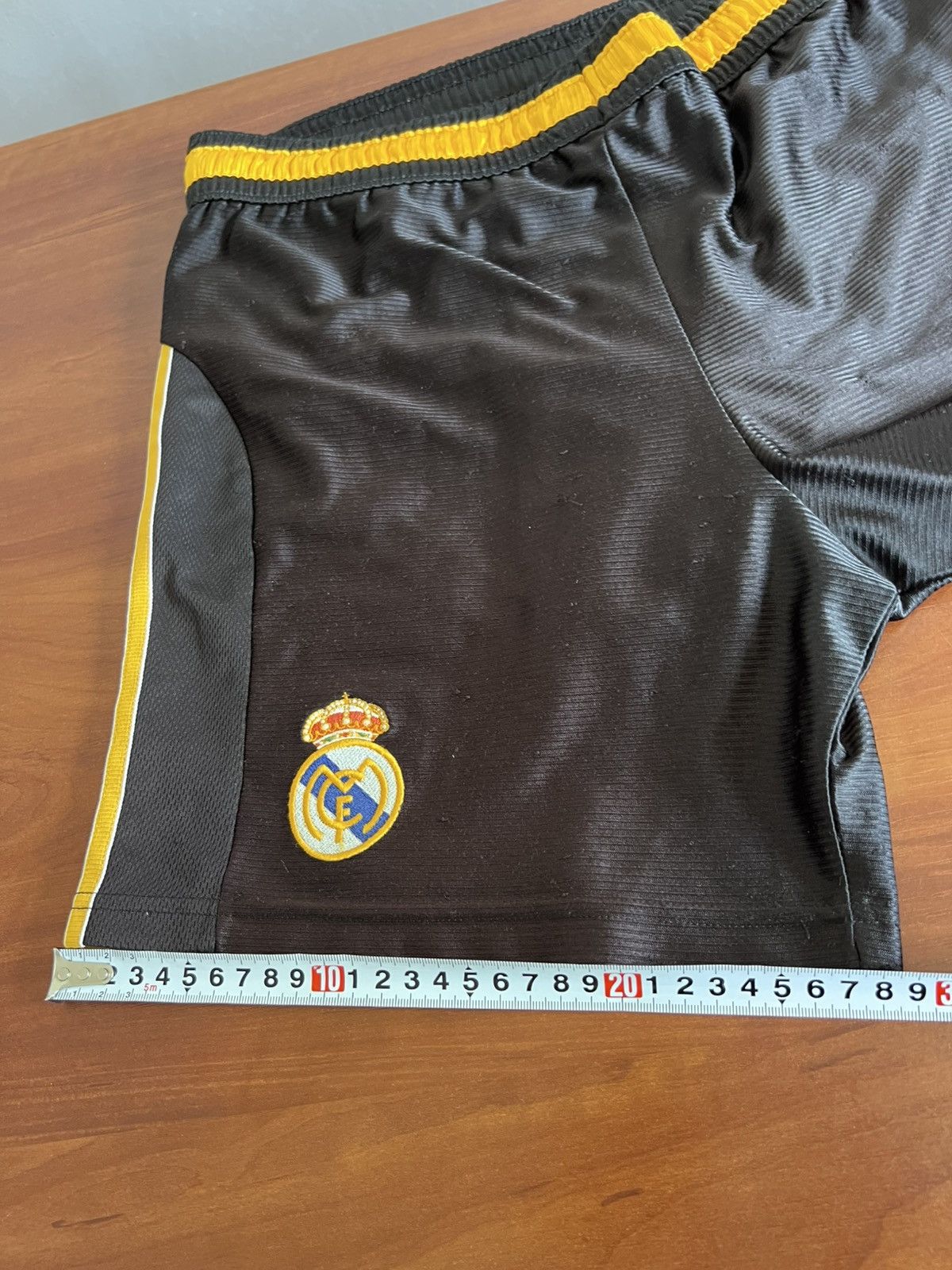 Adidas Adidas Real Madrid Soccer Shorts Men’s Black Size L Size US L / EU 52-54 / 3 - 14 Thumbnail