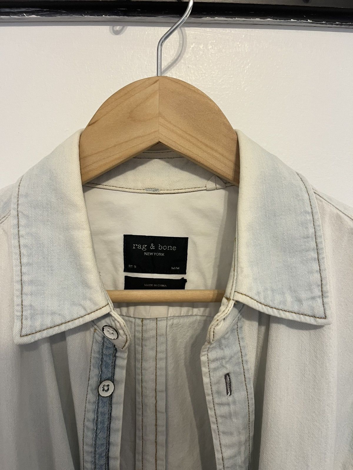Rag & Bone Fit 3 light wash denim shirt Size US M / EU 48-50 / 2 - 3 Thumbnail