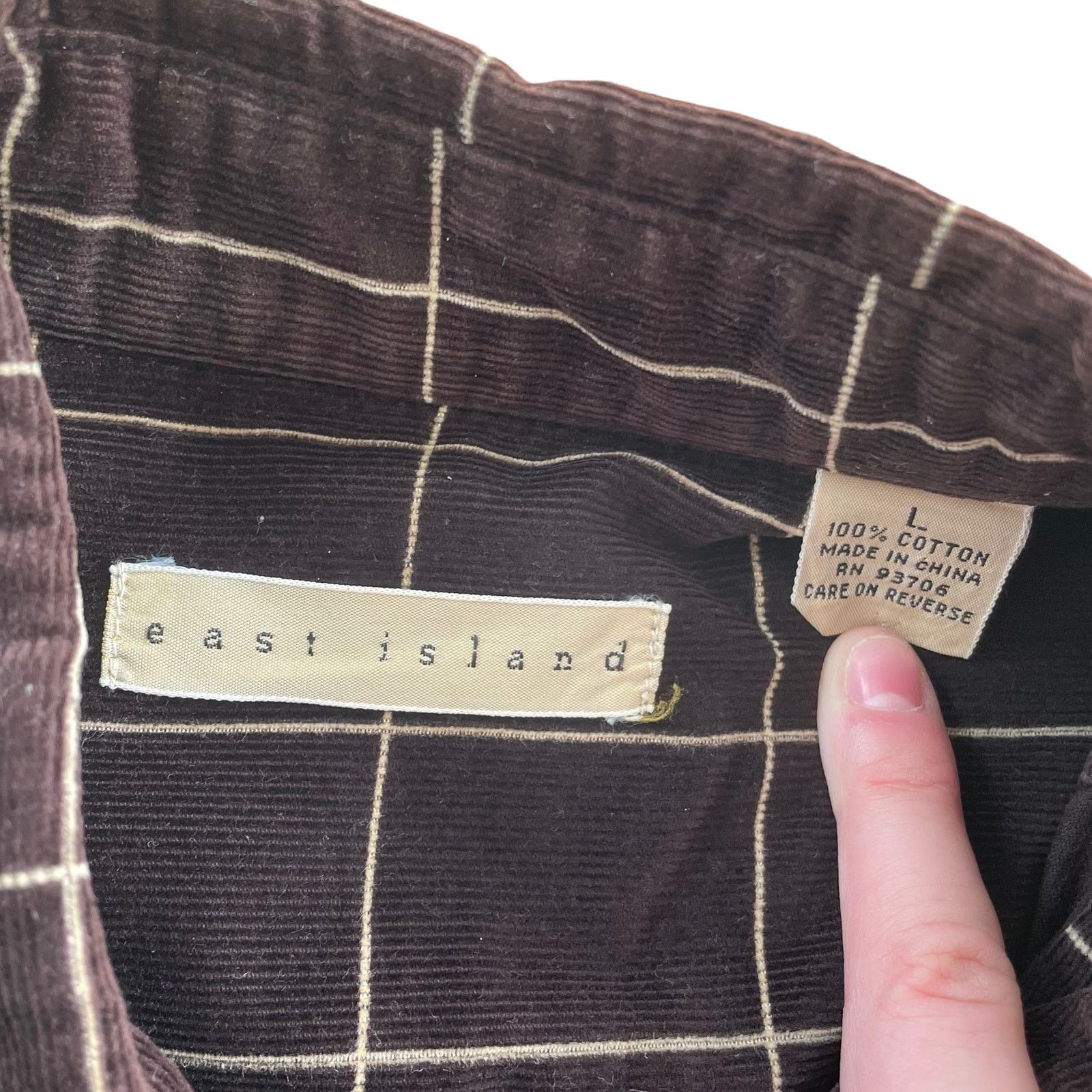 Vintage Vintage East Island Corduroy Plaid Button-Down Shirt L Size US L / EU 52-54 / 3 - 4 Thumbnail