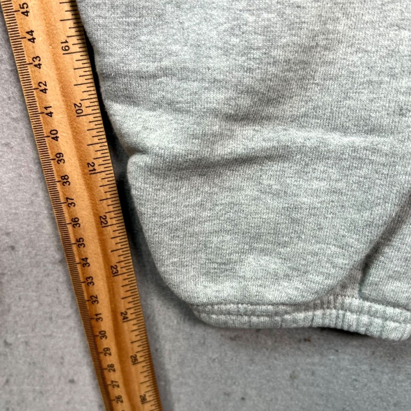 Uniqlo Uniqlo Sweatpants Womens XS Gray Cotton Jogger Elastic Waist Drawstring Cuffed Size 40" / US 18 - 7 Thumbnail