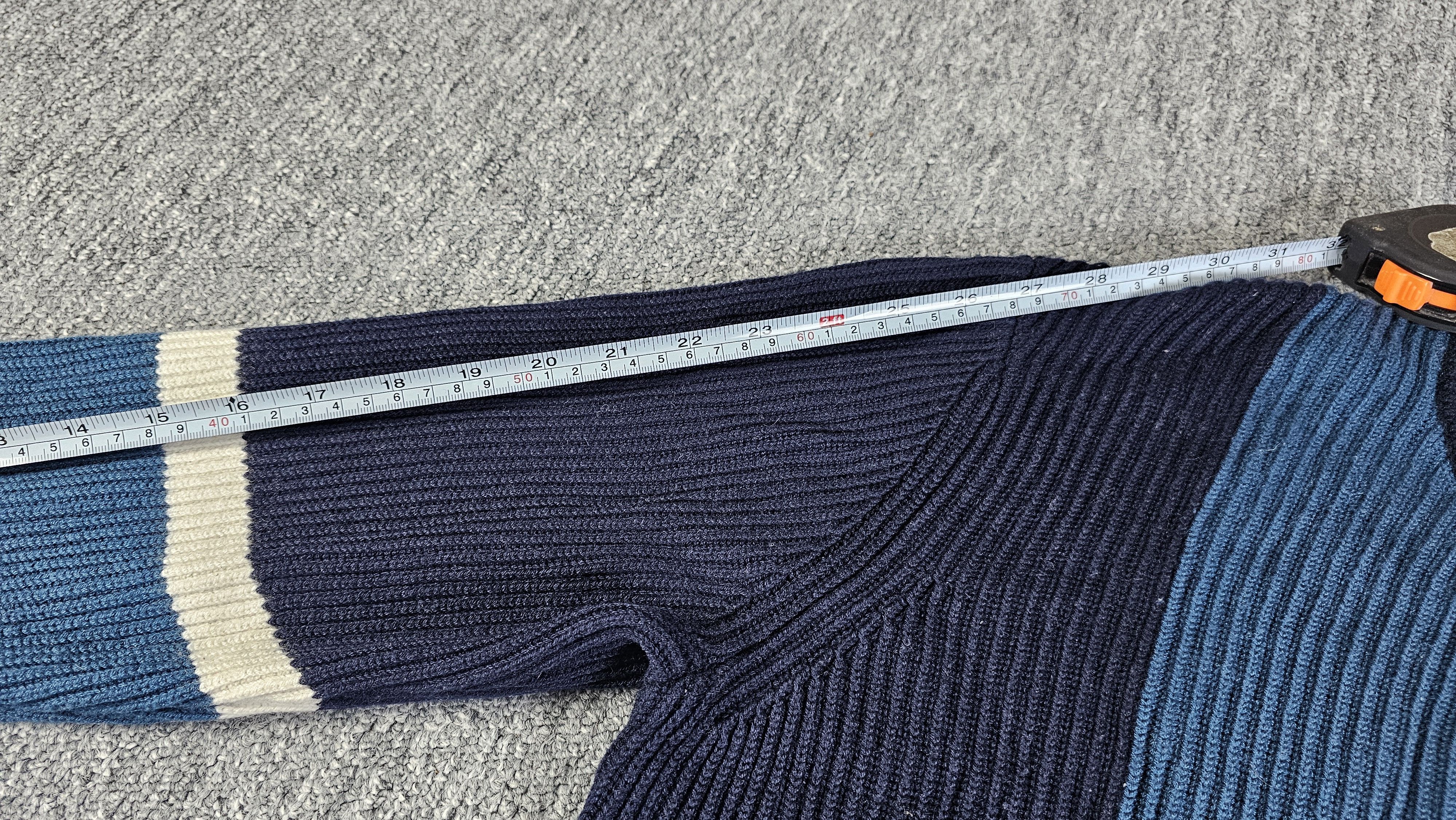 J.Lindeberg J.Lindeberg Ivan Colorblock Wool Blend Crewneck Sweater L Size US L / EU 52-54 / 3 - 9 Thumbnail