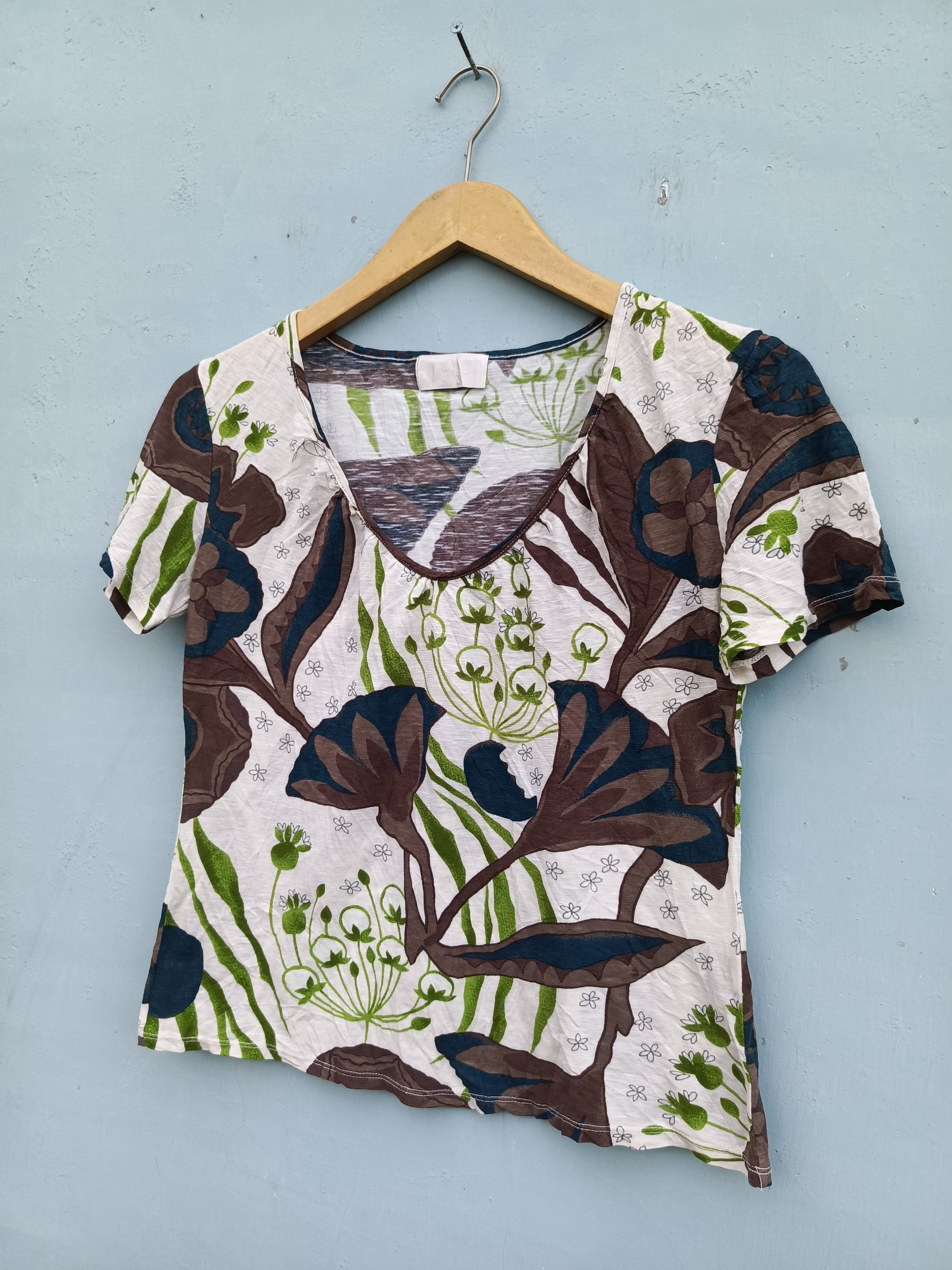 Other ALDRIDGE Floral Graphic Tshirt – Casual Chic Size M / US 6-8 / IT 42-44 - 4 Thumbnail