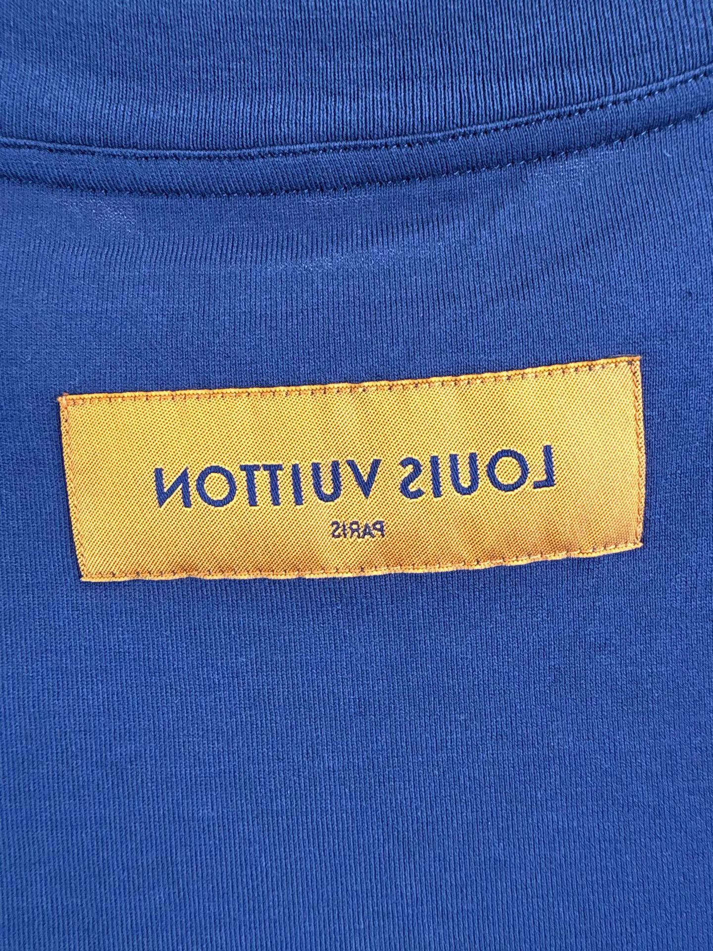 Louis Vuitton LV Short Sleeve K1 Size US XL / EU 56 / 4 - 4 Thumbnail