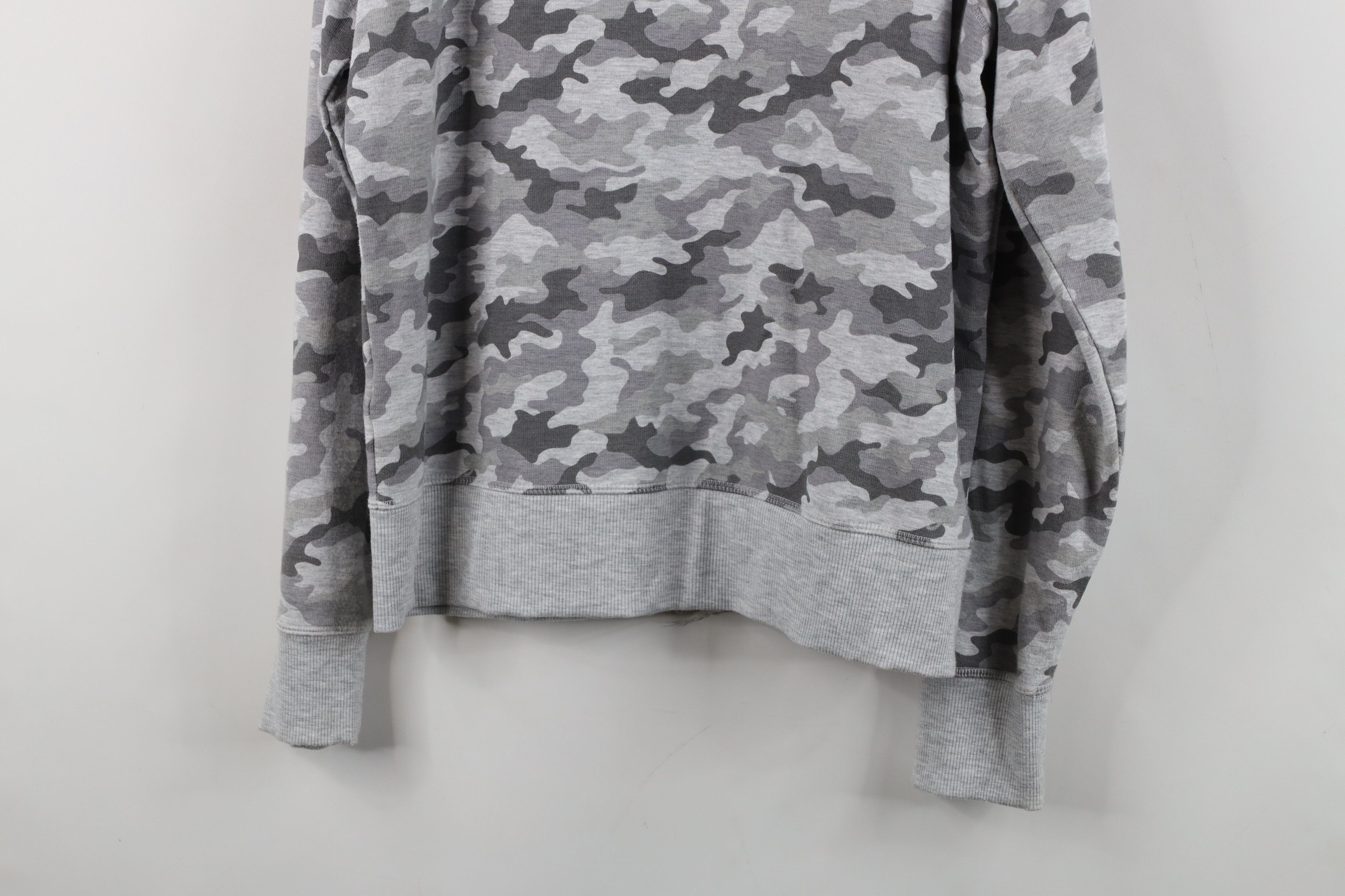Eddie Bauer Y2K Eddie Bauer Spell Camouflage Full Zip Hoodie Sweatshirt Size L / US 10 / IT 46 - 13 Thumbnail