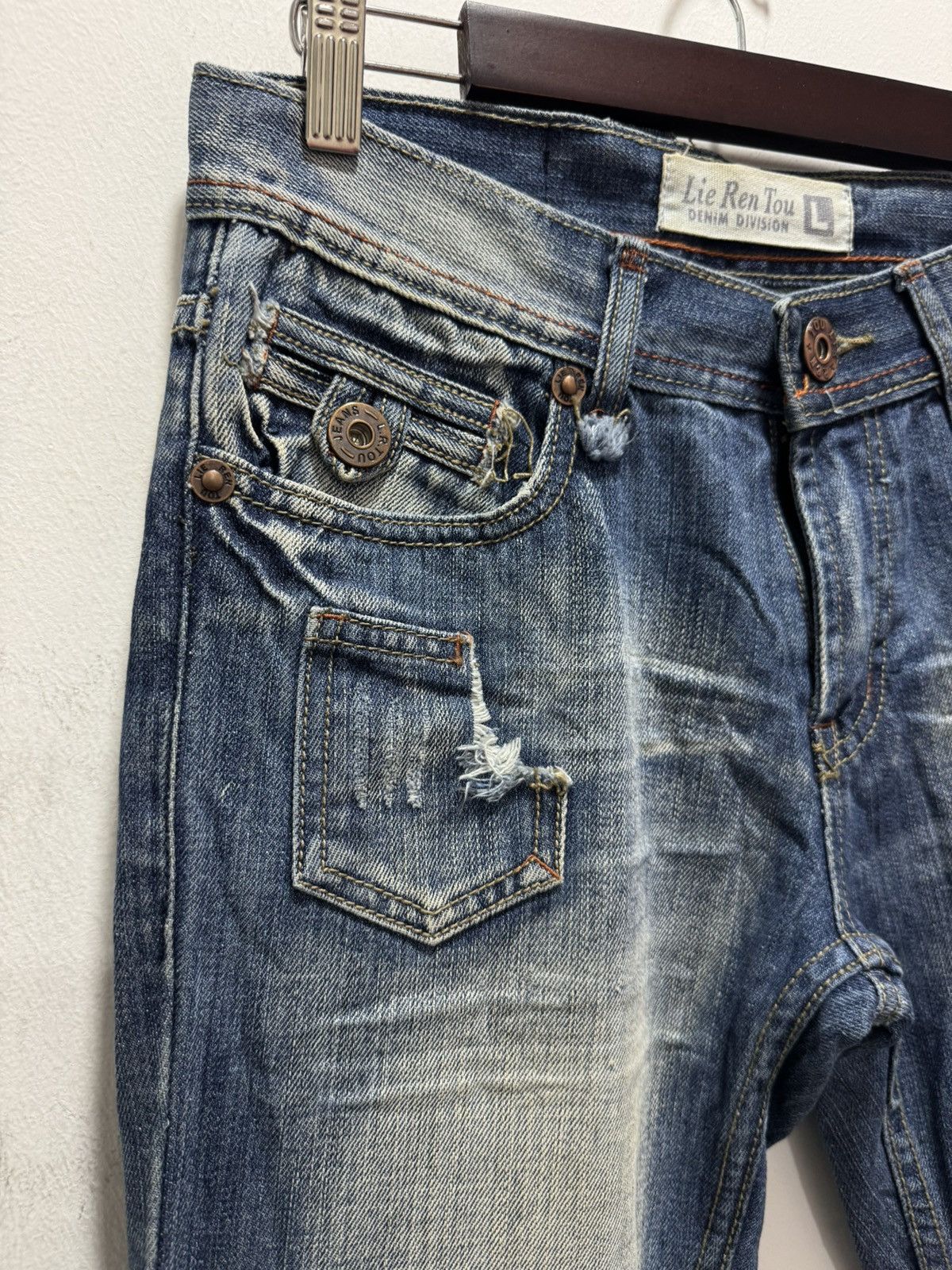 Japanese Brand JAPANESE STYLE LIE REN TOU VERY RARE DESIGN DISTRESSED DENIM Size US 28 / EU 44 - 9 Thumbnail