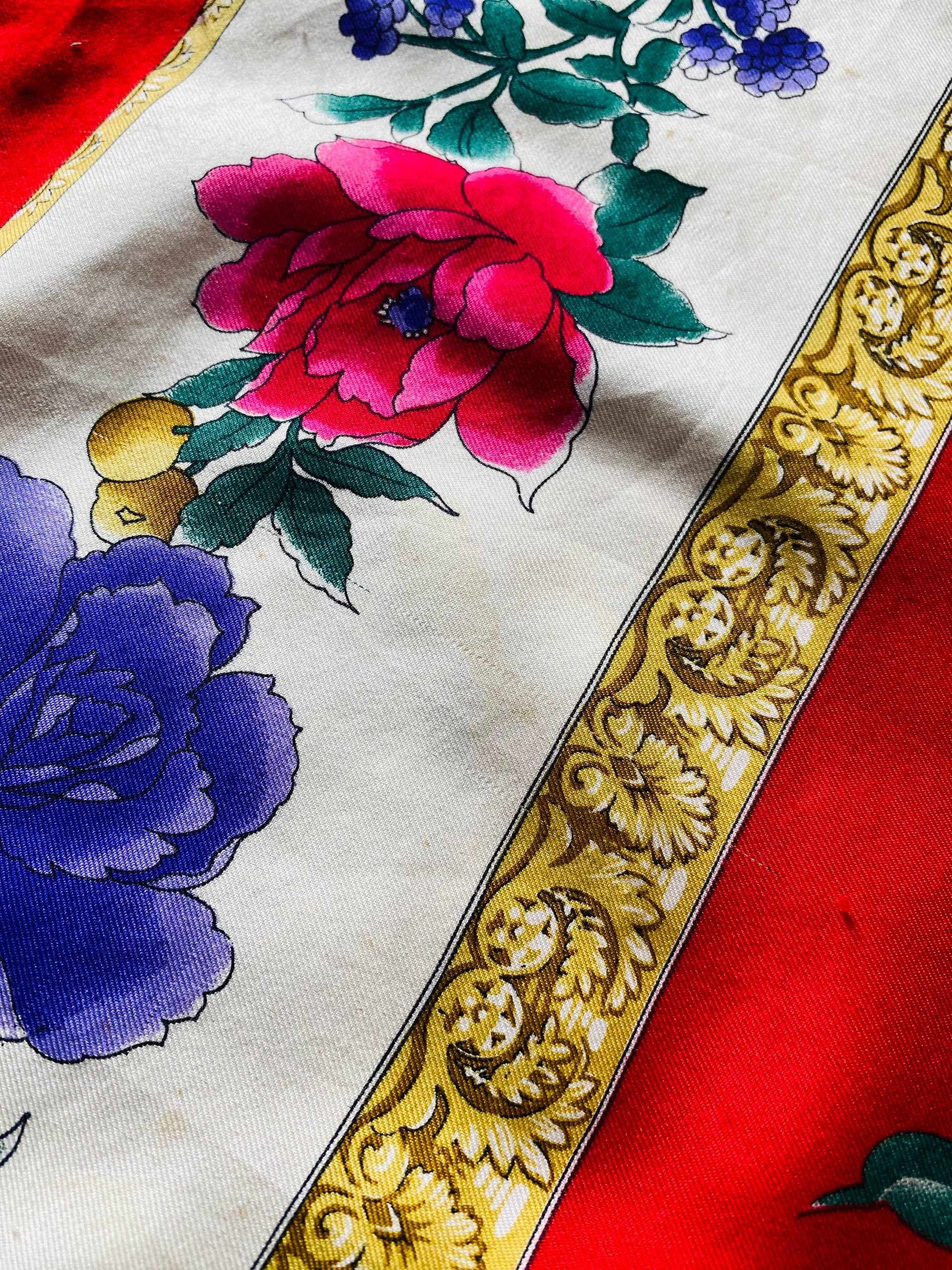 Gucci Vintage Gucci Floral Silk Scarf Size ONE SIZE - 13 Thumbnail