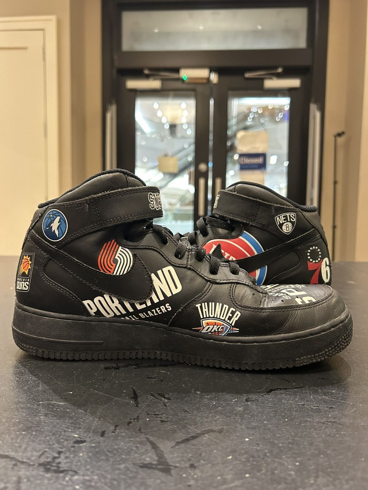 Nike × Supreme Nike Air Force 1 Mid ‘Supreme NBA Black’ Size US 10 / EU 43 - 3 Thumbnail