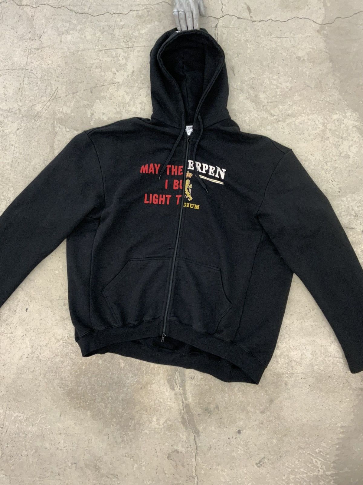Vetements Vetements AW17 Antwerpen Hoodie (Pour Femme) | Grailed